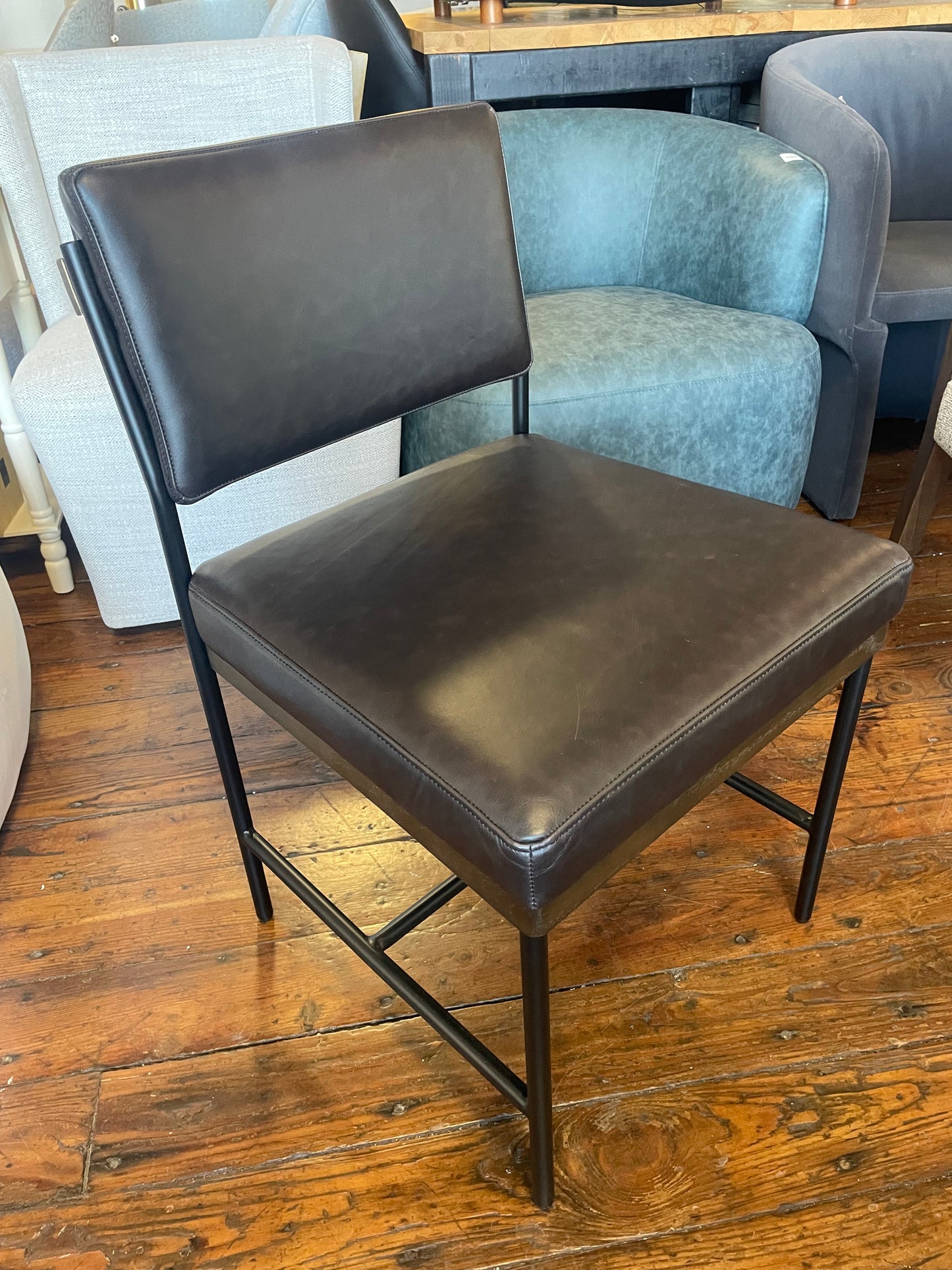 Four Hands black leather & oak wood accent Chairš·