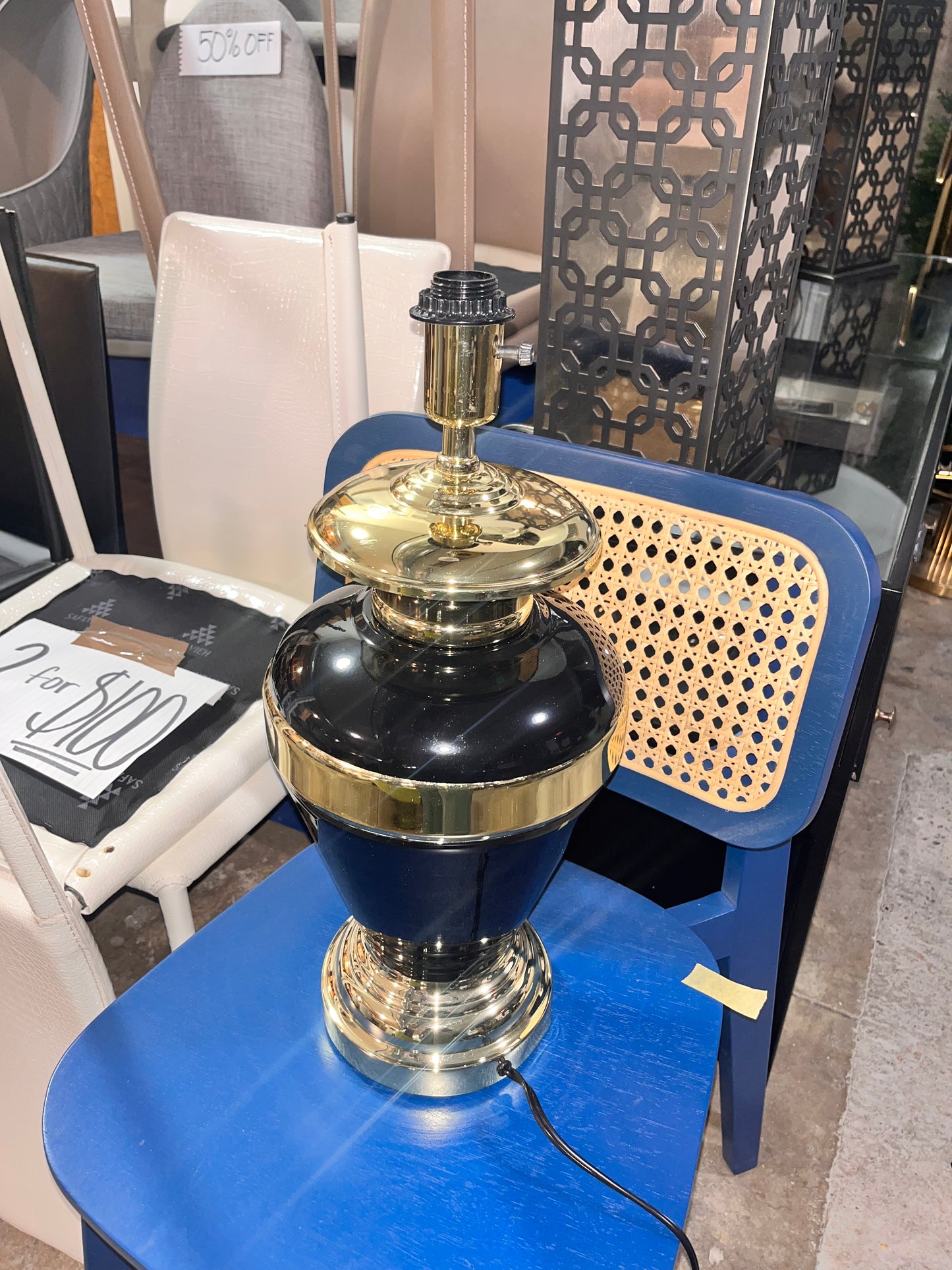 Retro gold & black table lamp ✨