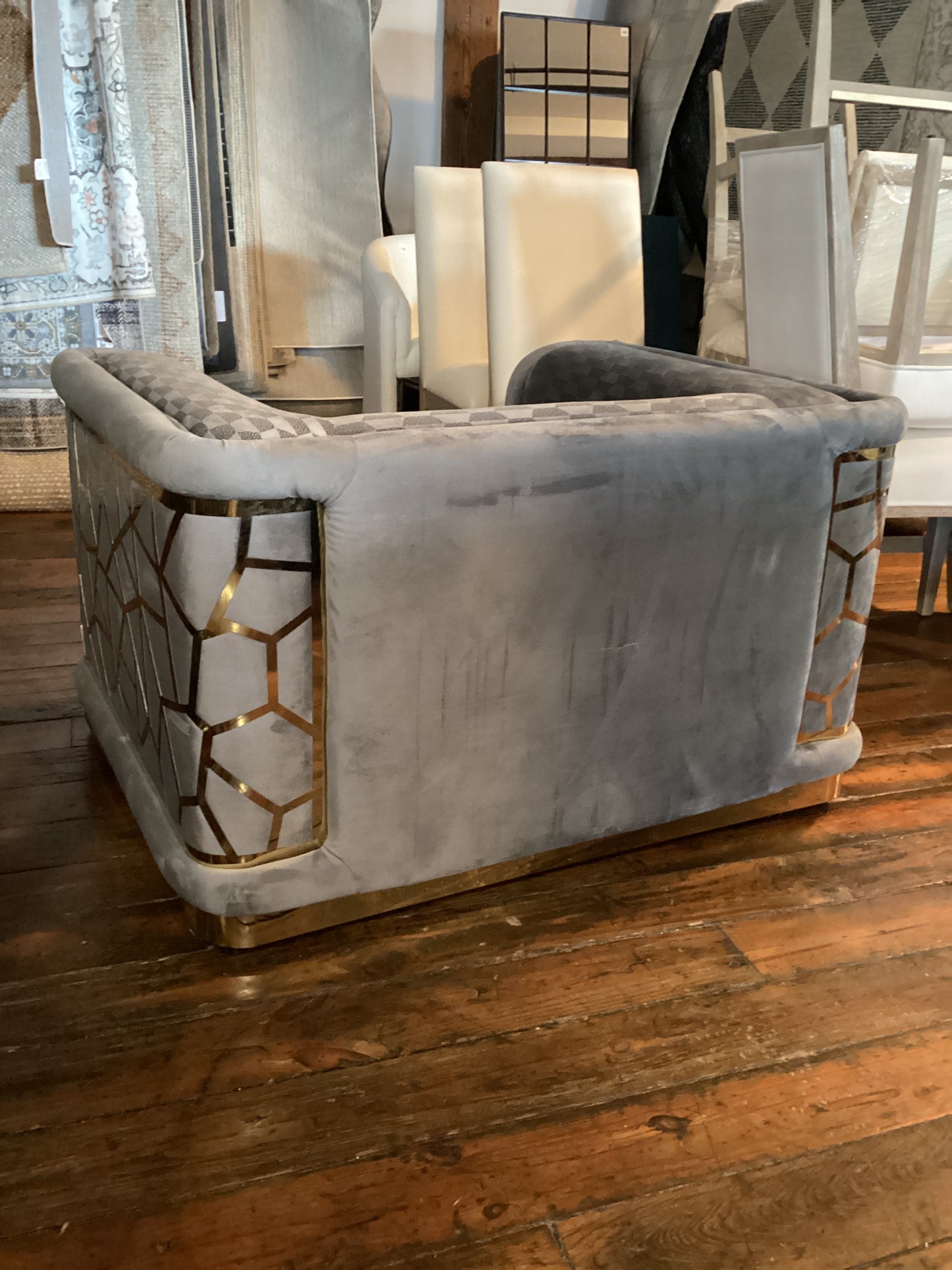 Funky gray & gold swivel patterned armchair ✨
