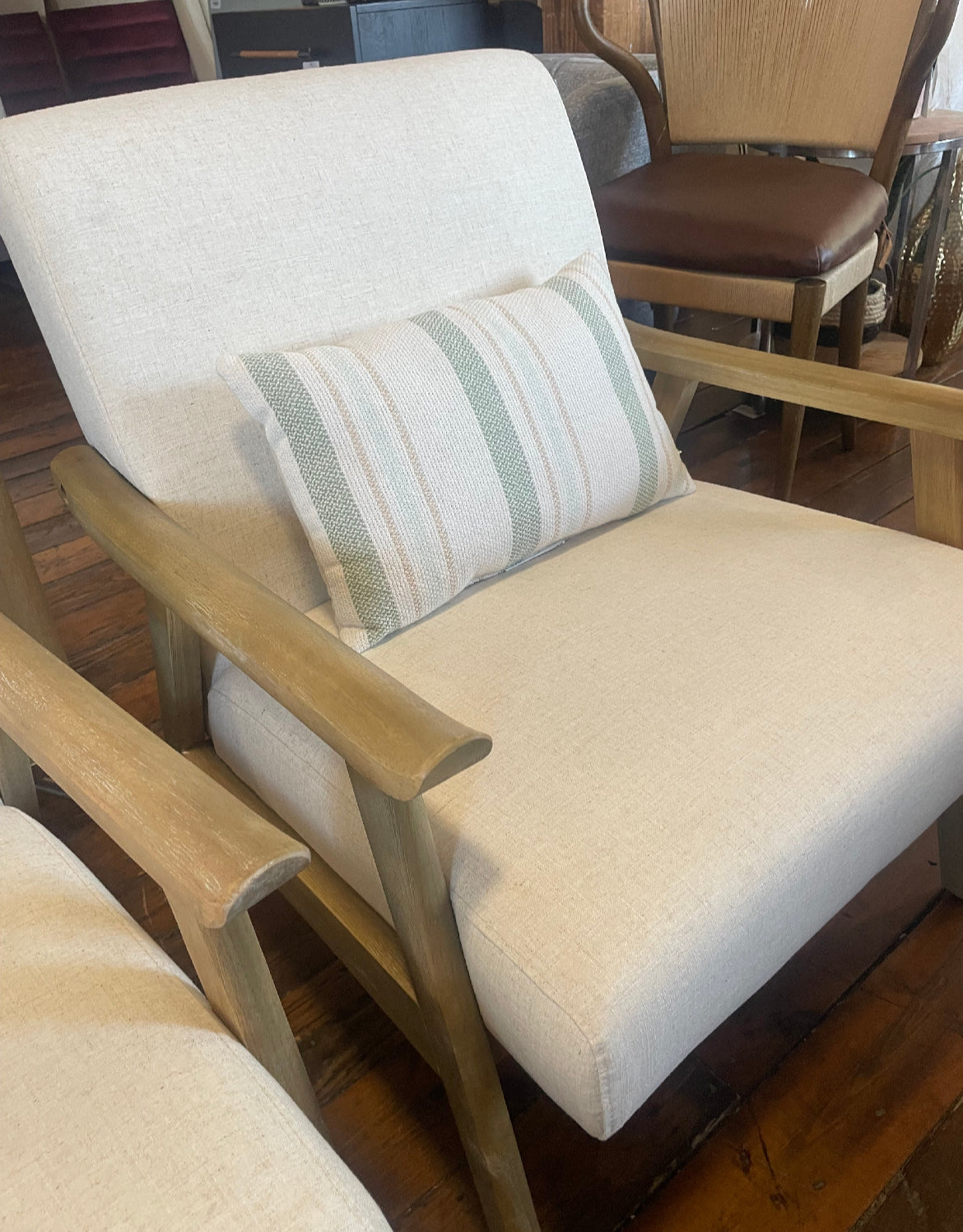 2 modern flax linen accent chairs 🪴