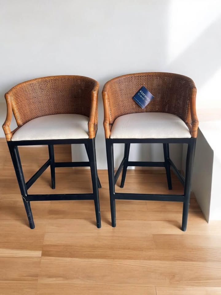 Black, brown, & white barheight coastal farmhouse barstool š»