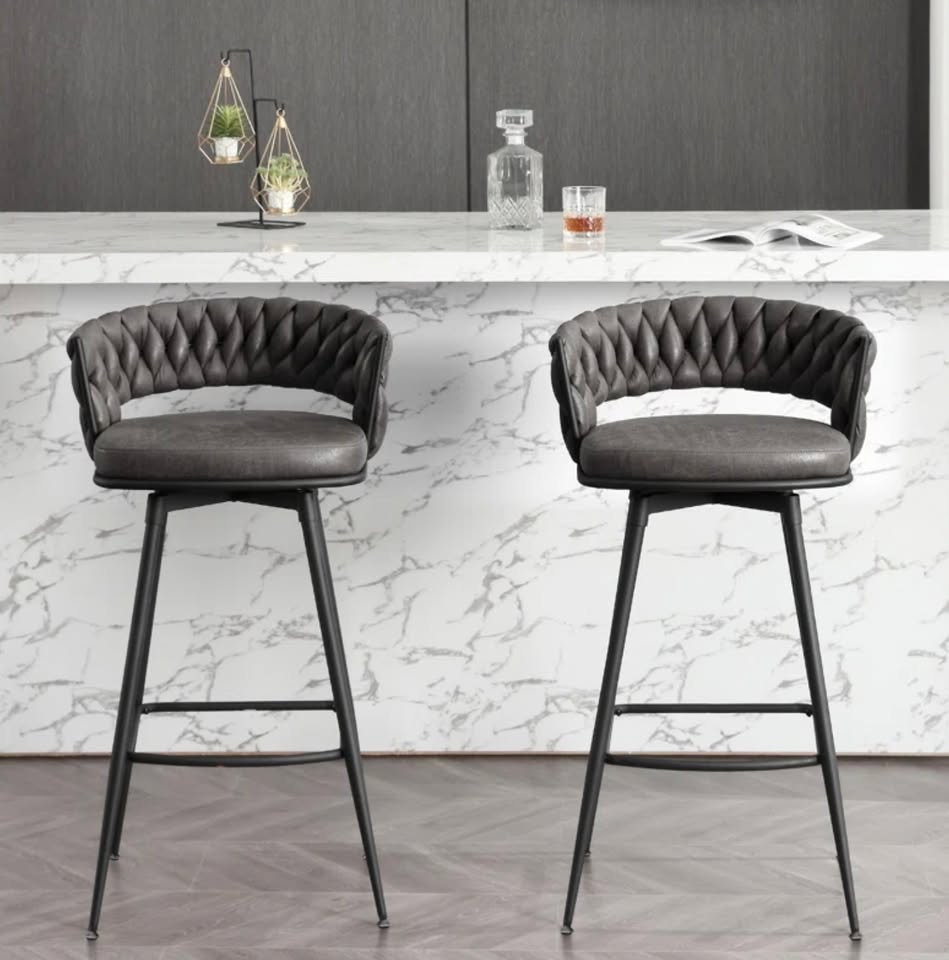 2 swivel black grey counterheight barstools🥂
