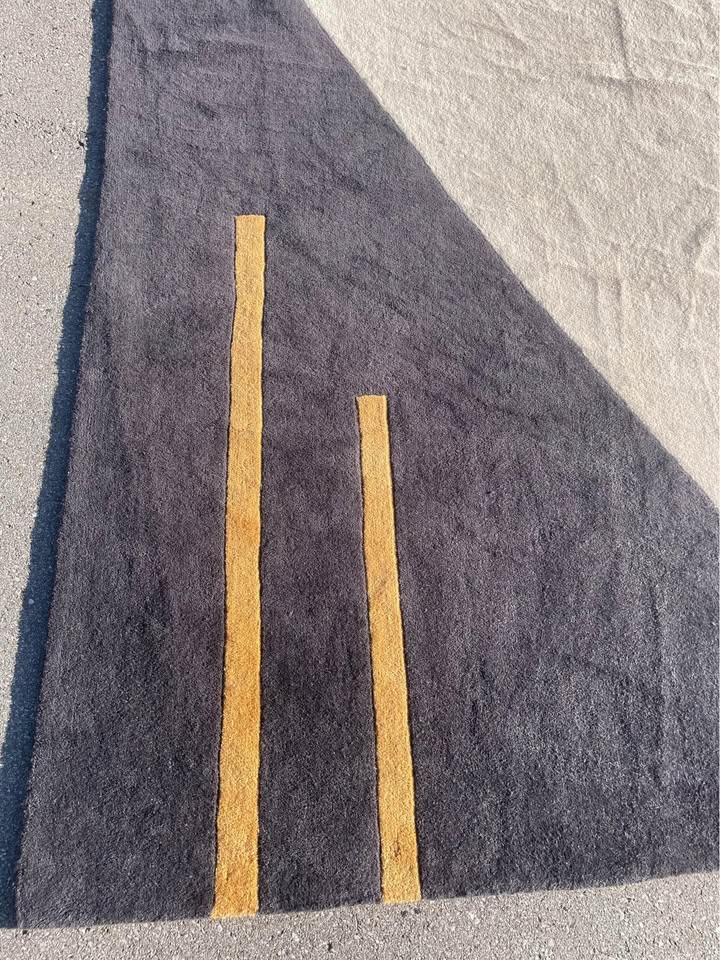 10x14 modern wool rug 🖤