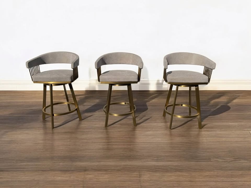 Swivel gray & gold counterheight barstool ✨