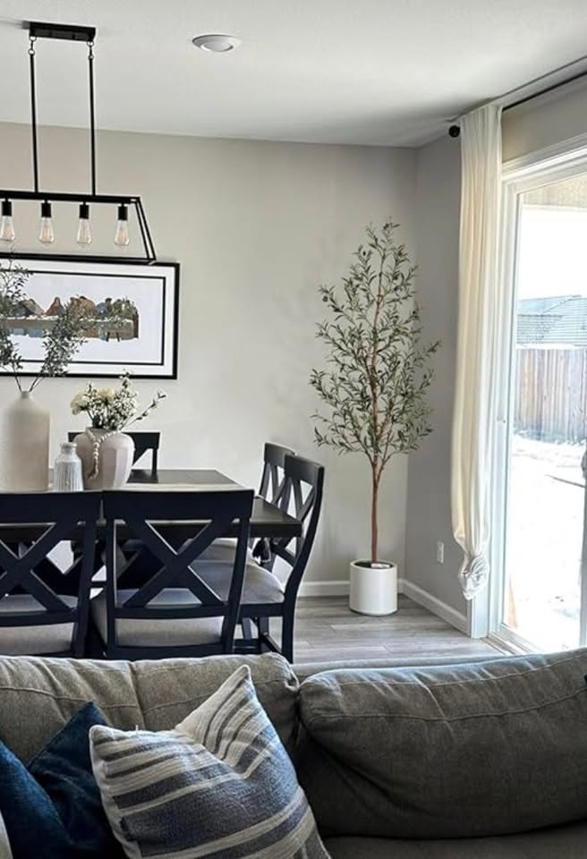 7ft. faux olive tree 🫒