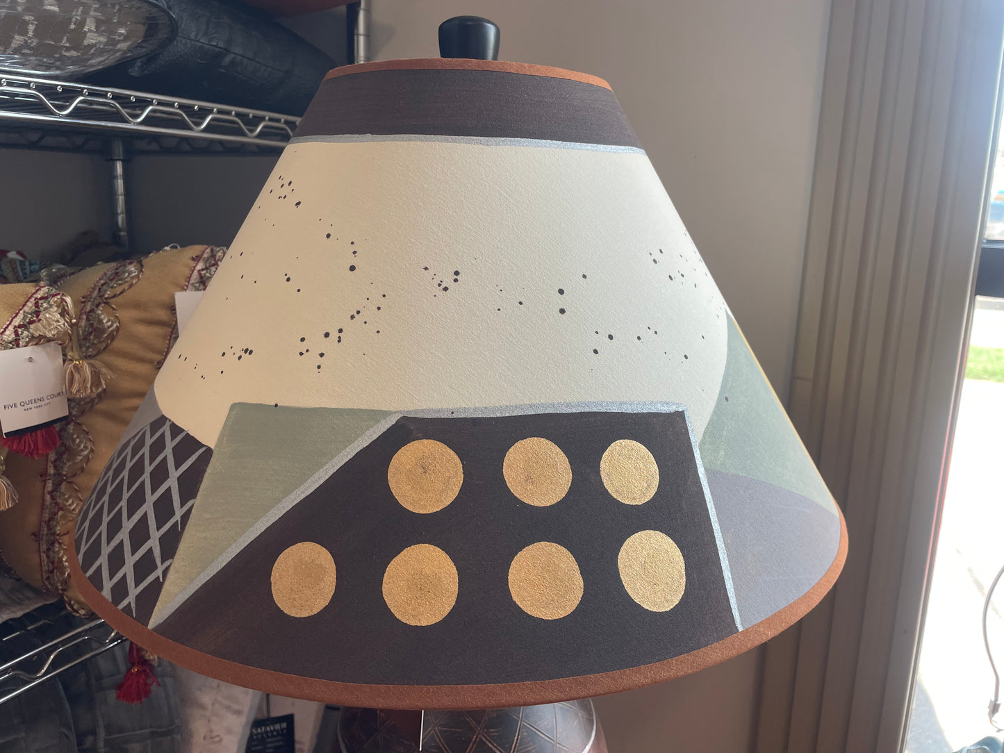 Unique rustic brown / multicolor lamp 💡