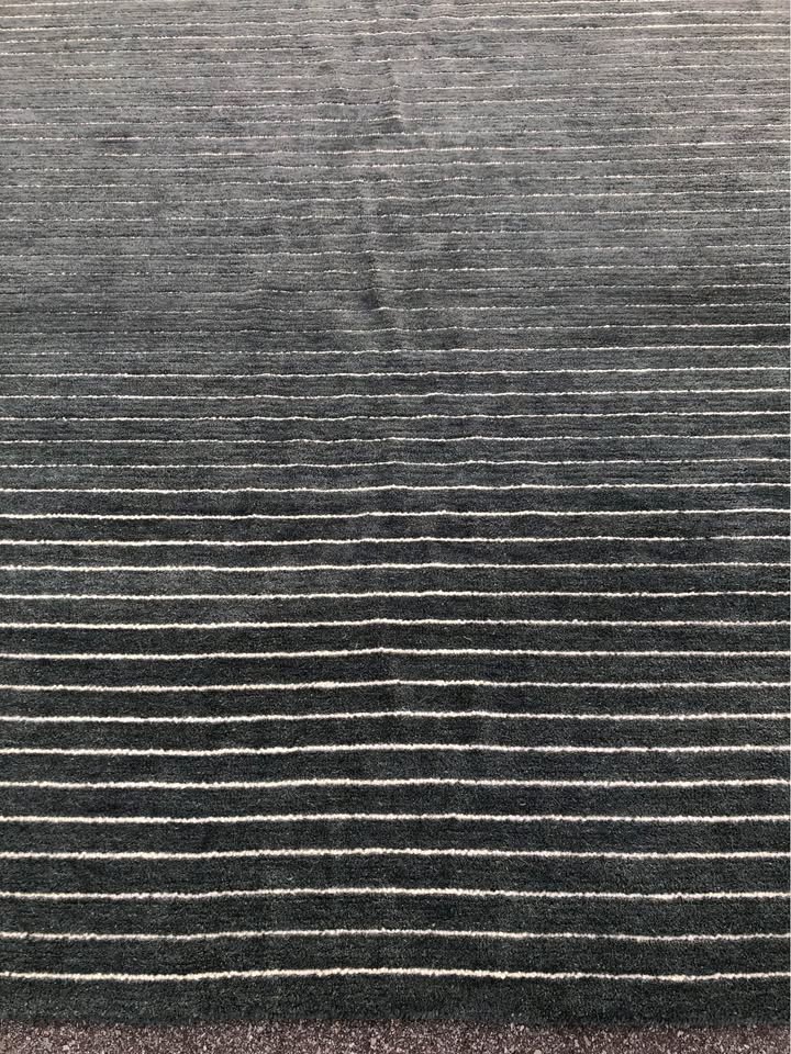 8x11 green & ivory striped wool Loloi rug 🪴