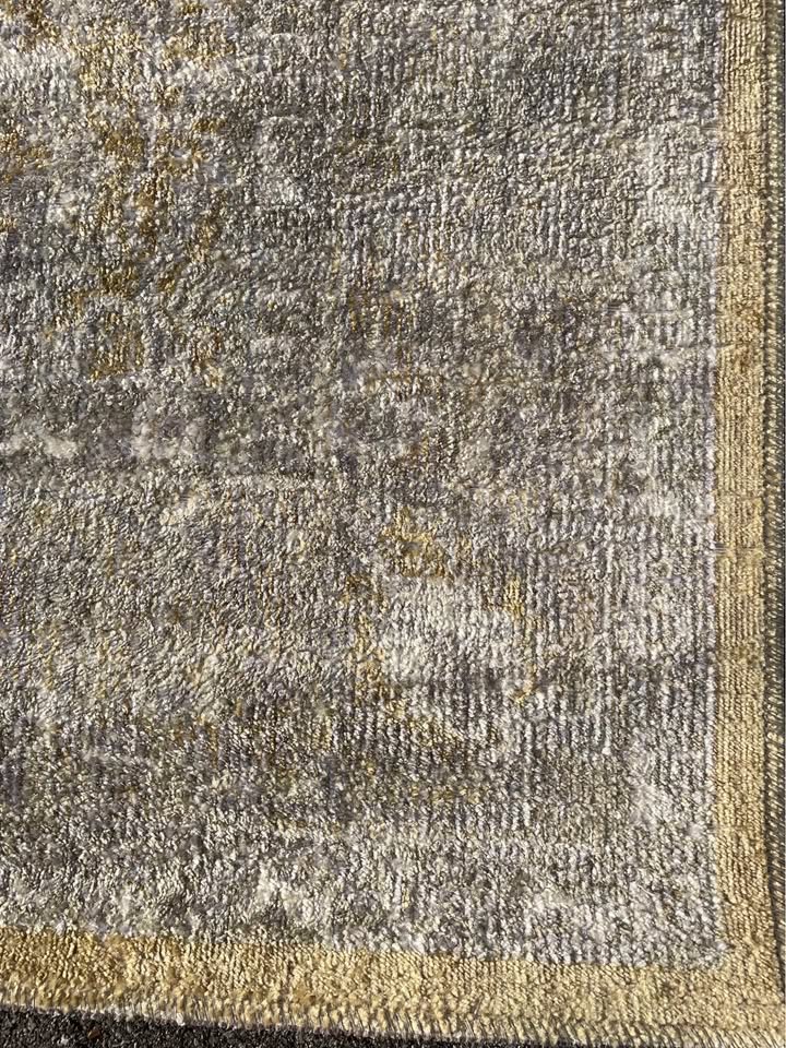 5x8 gold & sand neutral Loloi rug ✨