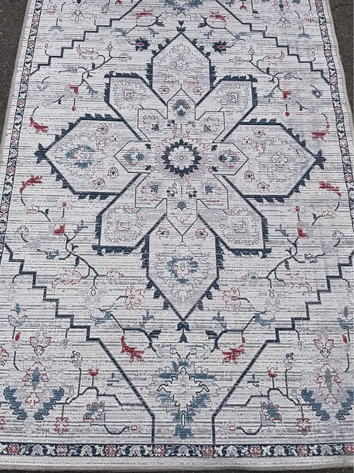 4x6 washable medallion rug 🌹