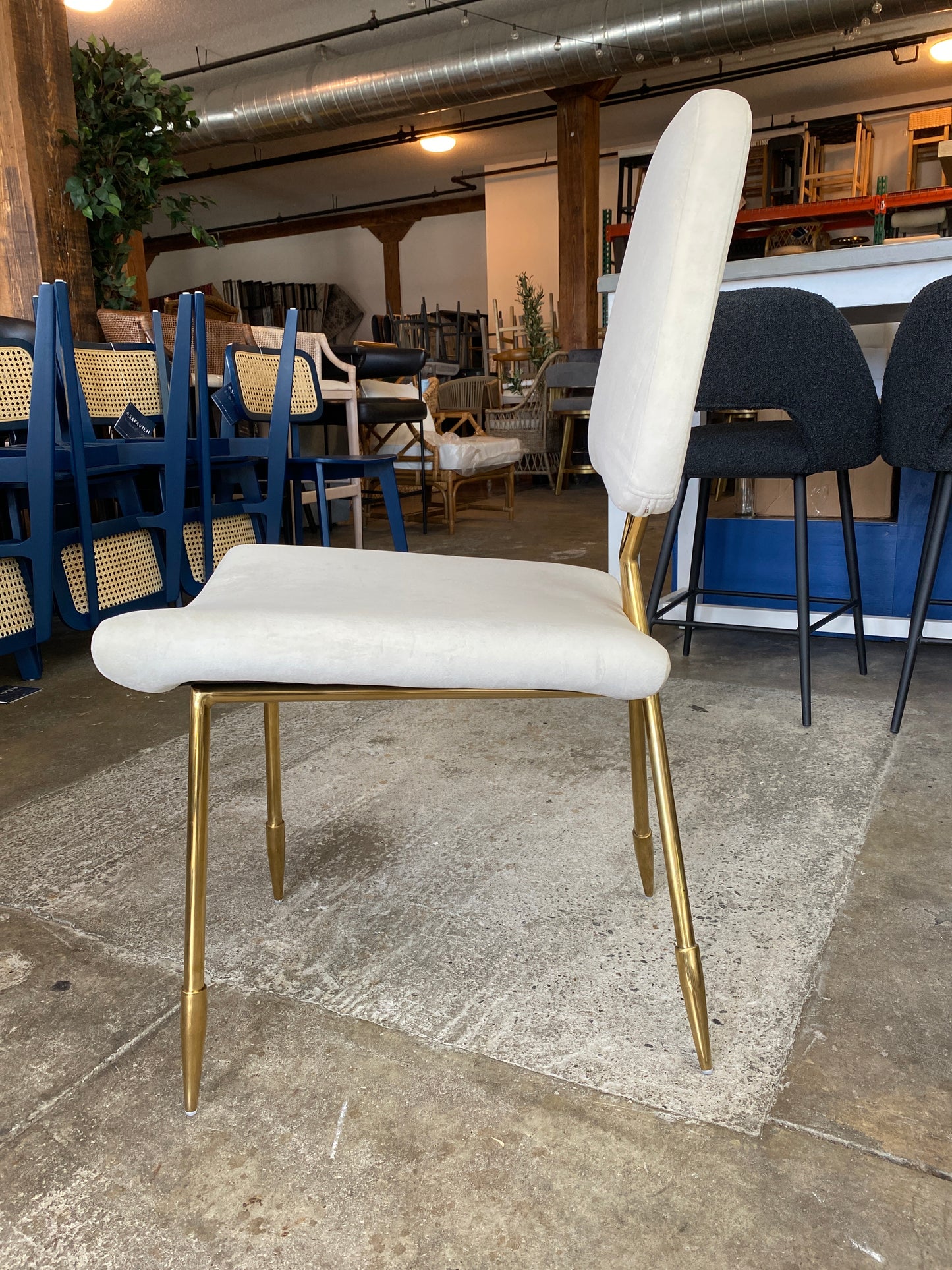 Modern white velvet & gold chair ✨