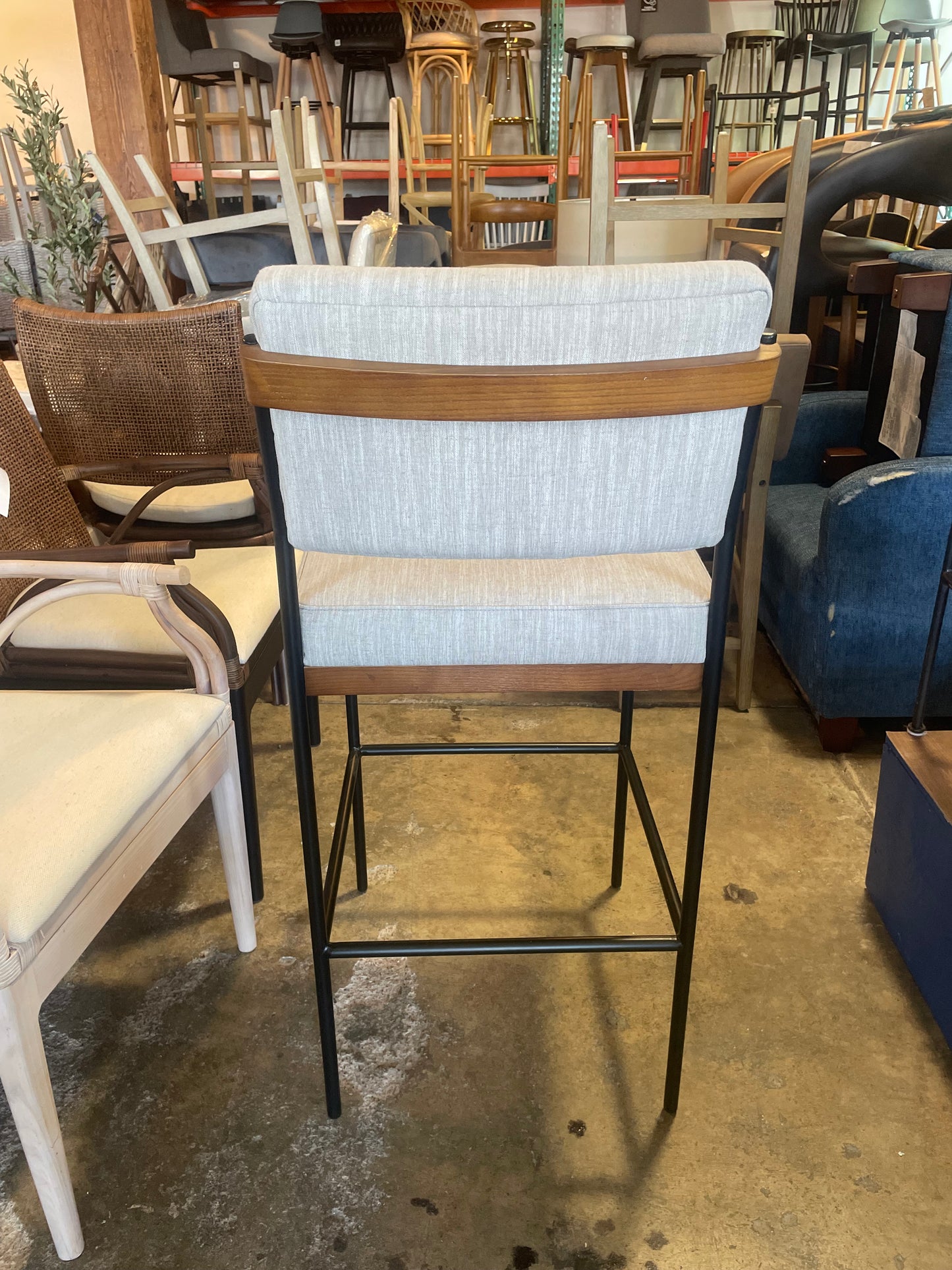Four Hands grey linen barheight barstool 🥂