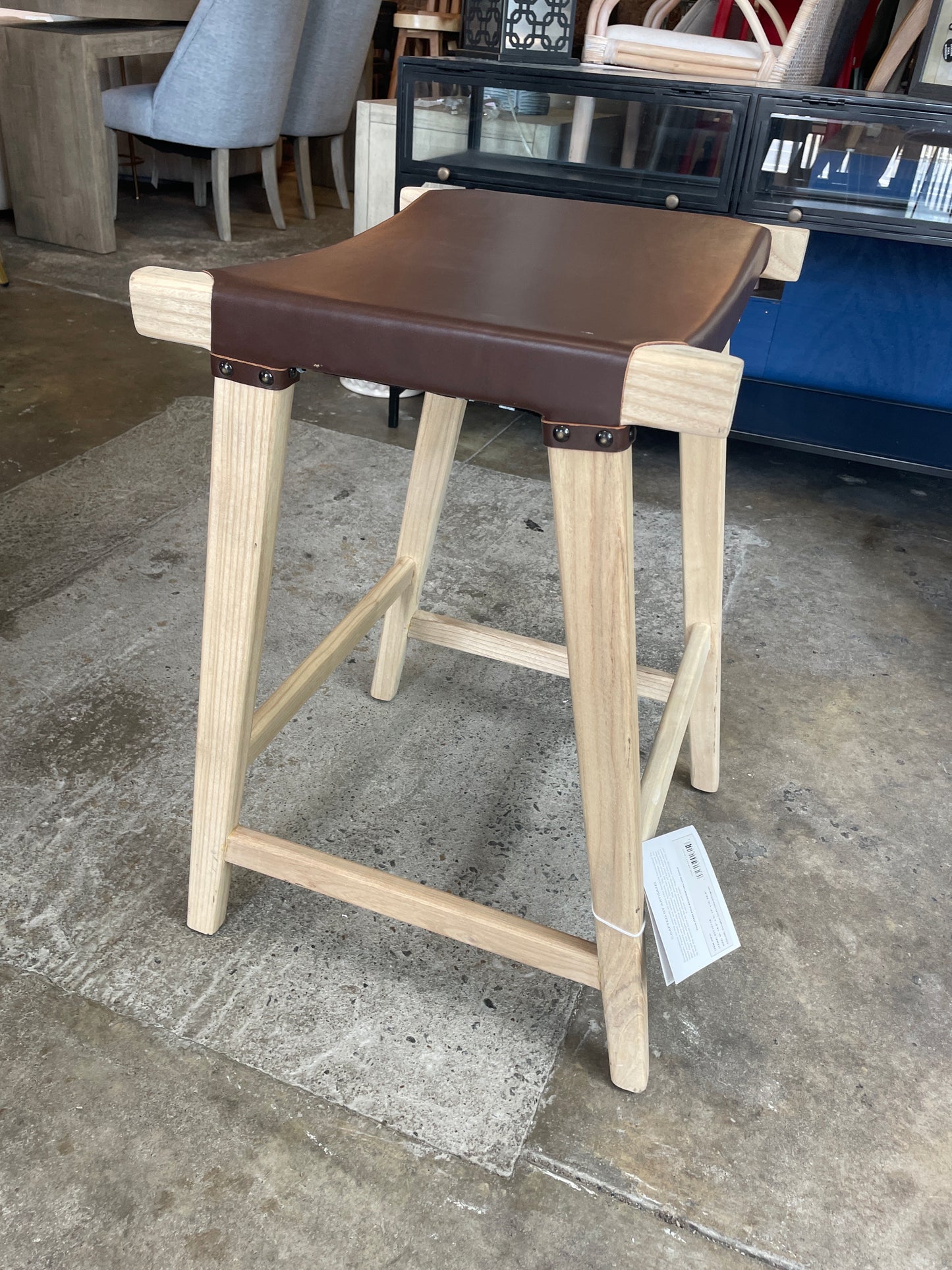 Brown leather backless barheight barstool 🥂