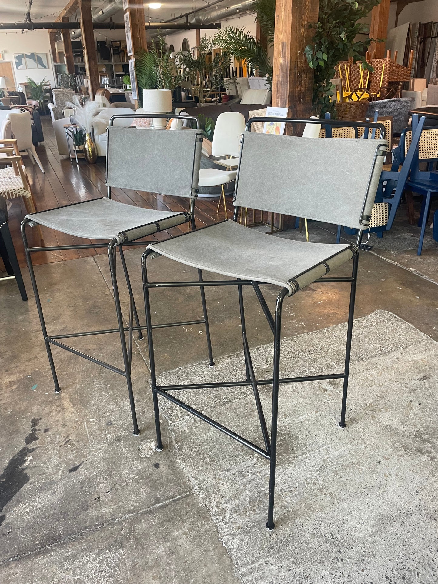 2 Four Hands 30” barheight grey & black steel barstools🍷