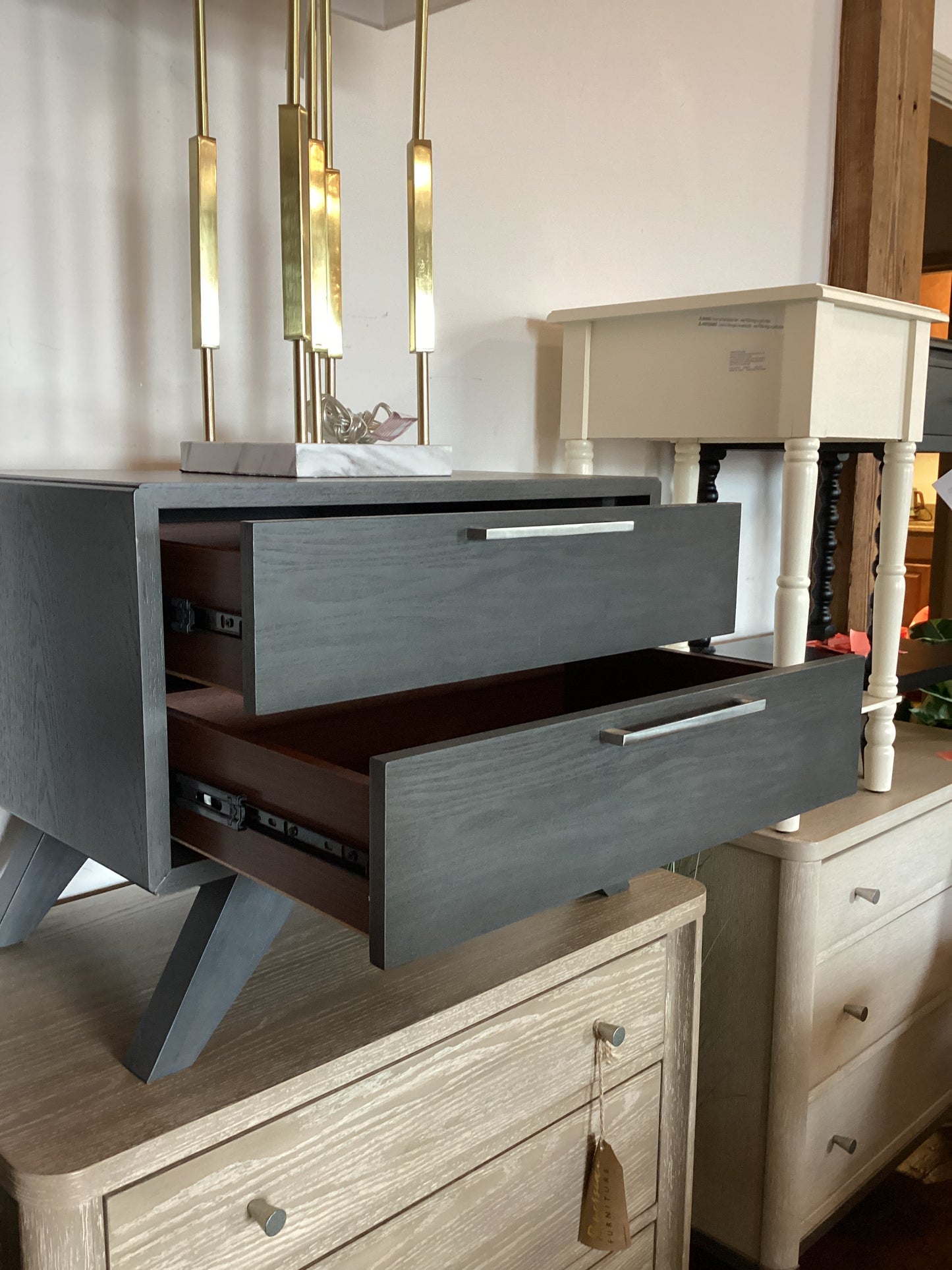 Modern 2-drawer grey nightstand 🩶