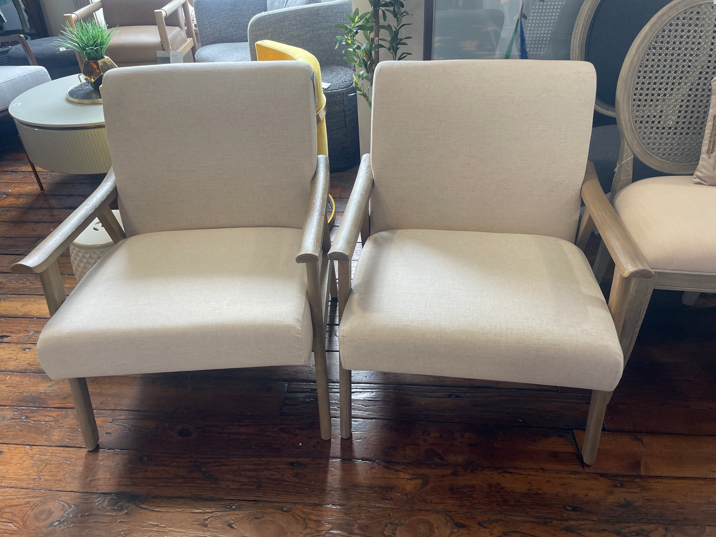 2 modern flax linen accent chairs 🪴