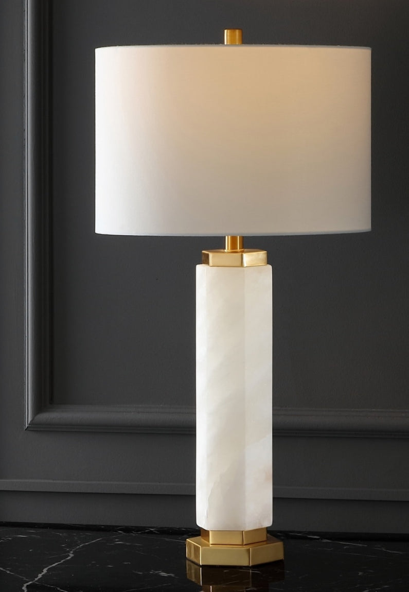 2 alabaster lamps w/ gold base 💡