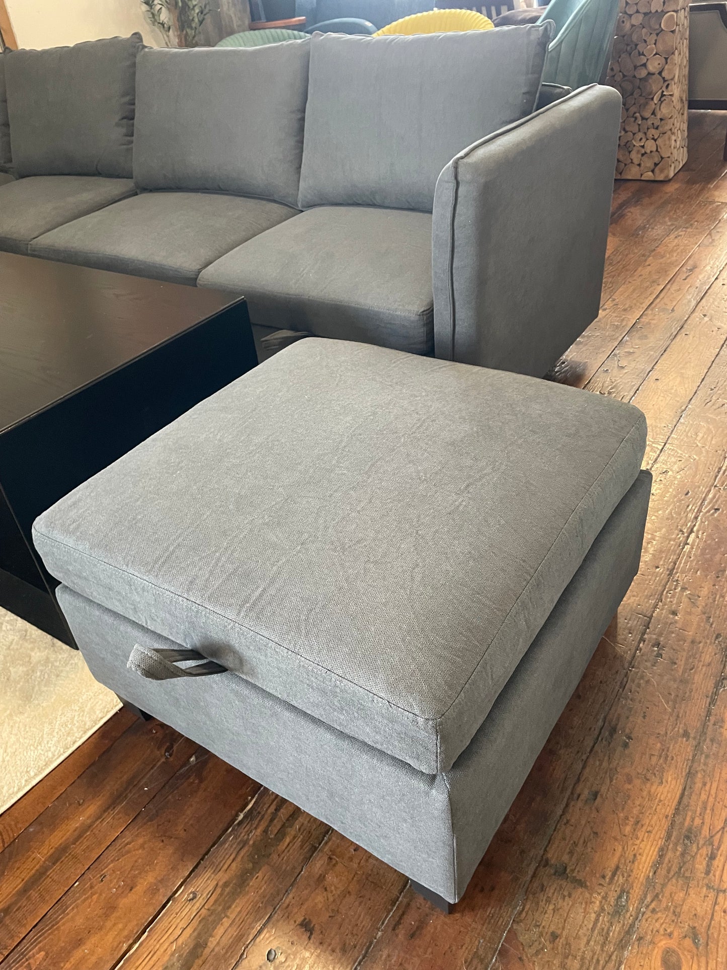 Modular grey sofa w/ ottomans 🩶