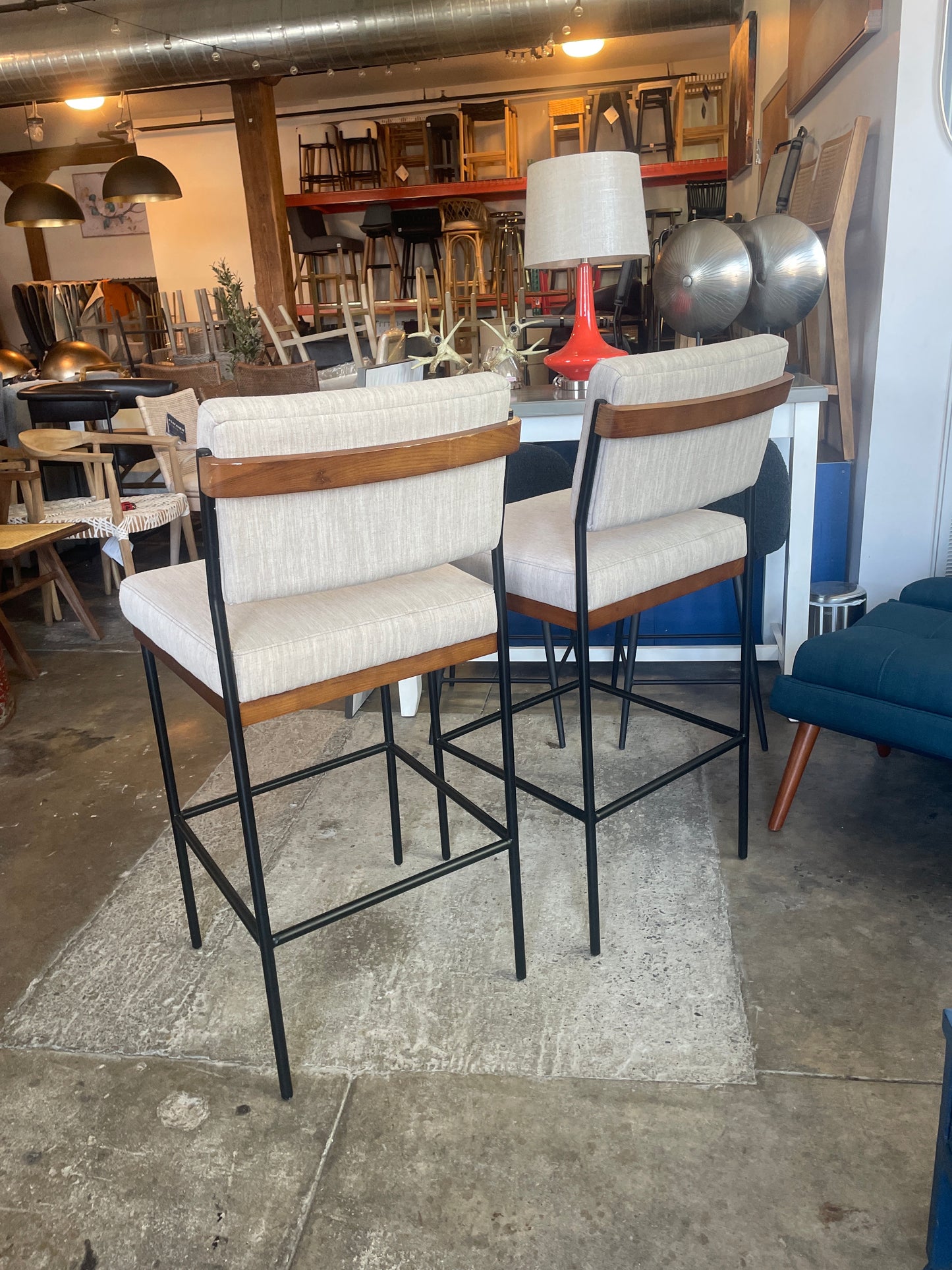 Four Hands grey linen barheight barstool 🥂