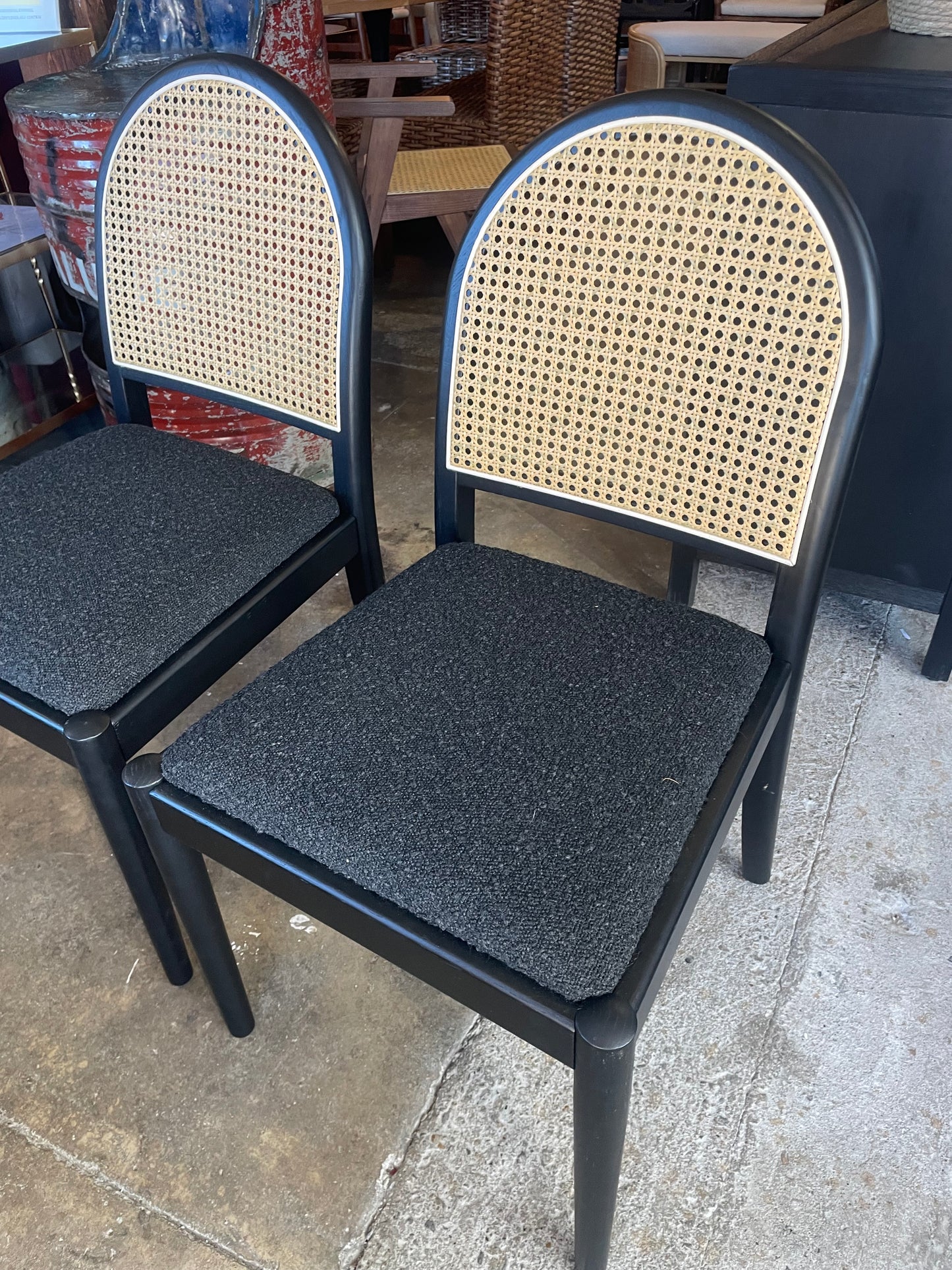 2 MCM black boucle & oak wood dining chairs🌻