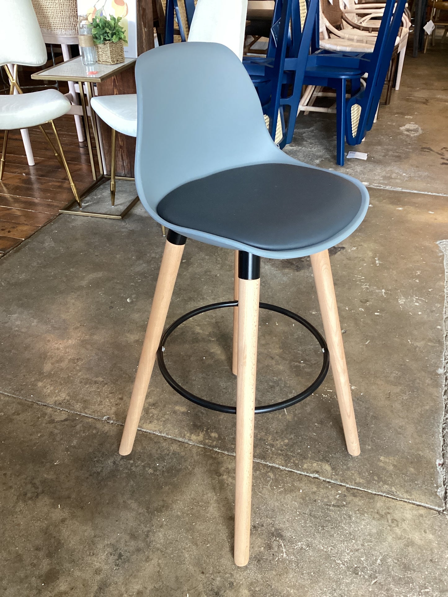 3 blue/gray modern mini counterheight stools 🩶