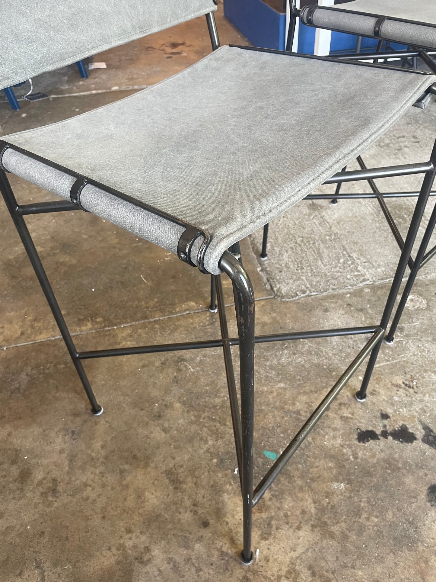 2 Four Hands 30” barheight grey & black steel barstools🍷