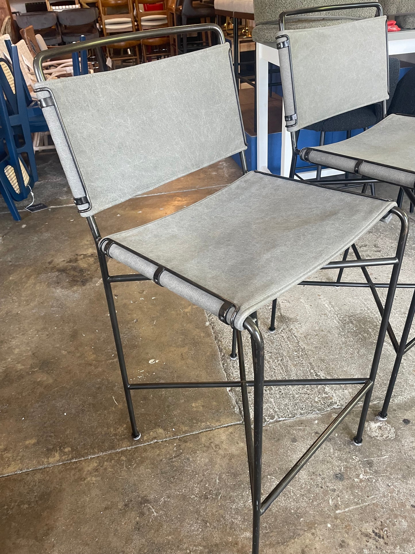 2 Four Hands 30” barheight grey & black steel barstools🍷
