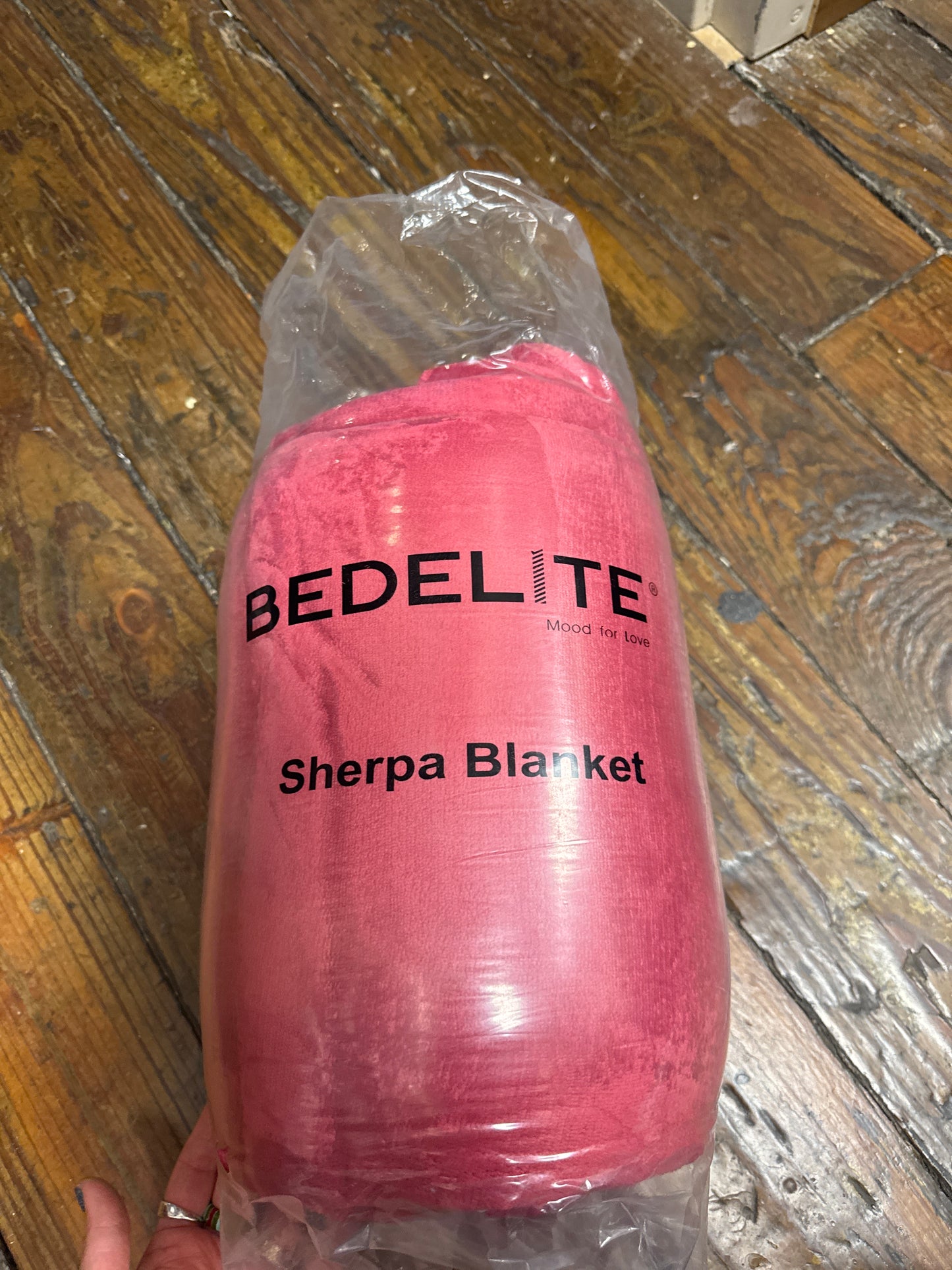 Red Sherpa blanket ❤️