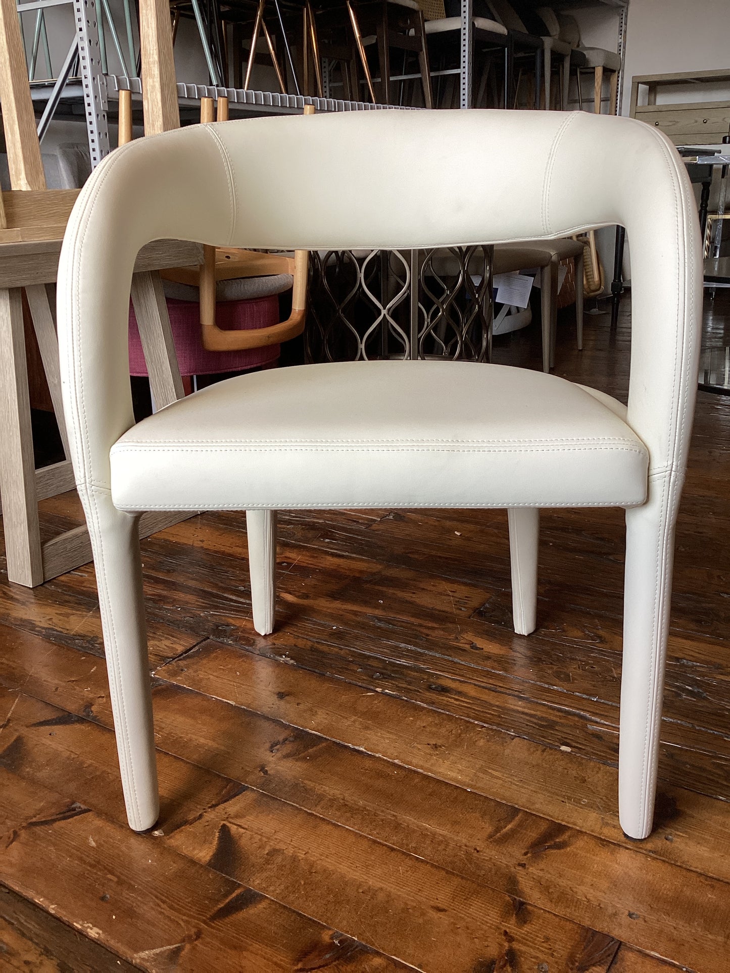 Vegan leather cream modern accent chair 🐚