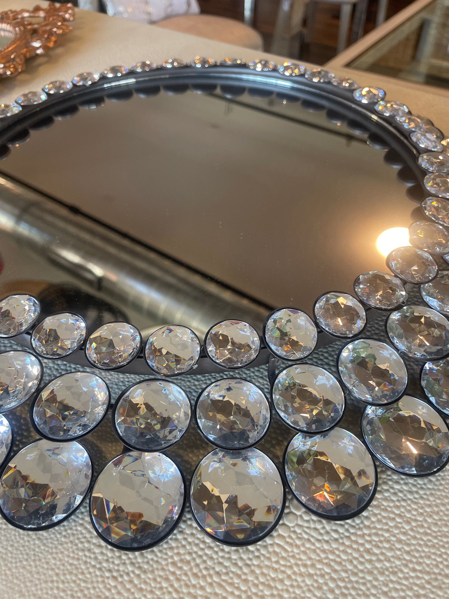 Bejeweled round mirror π