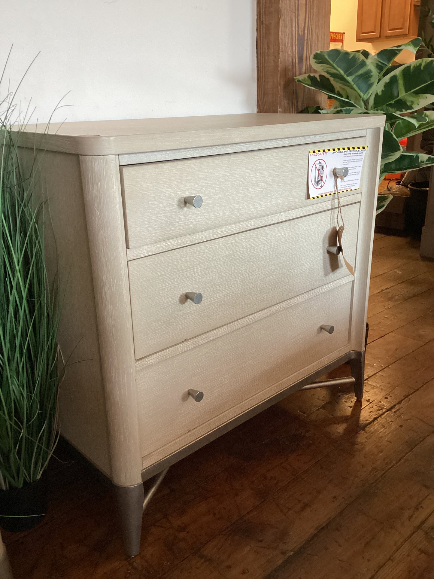 Oversized whitewashed nightstand πͺ΄