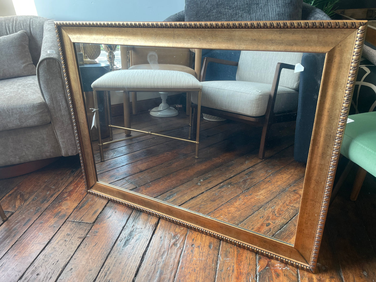 Gold mirror 29x39 w/ black detailing ✨