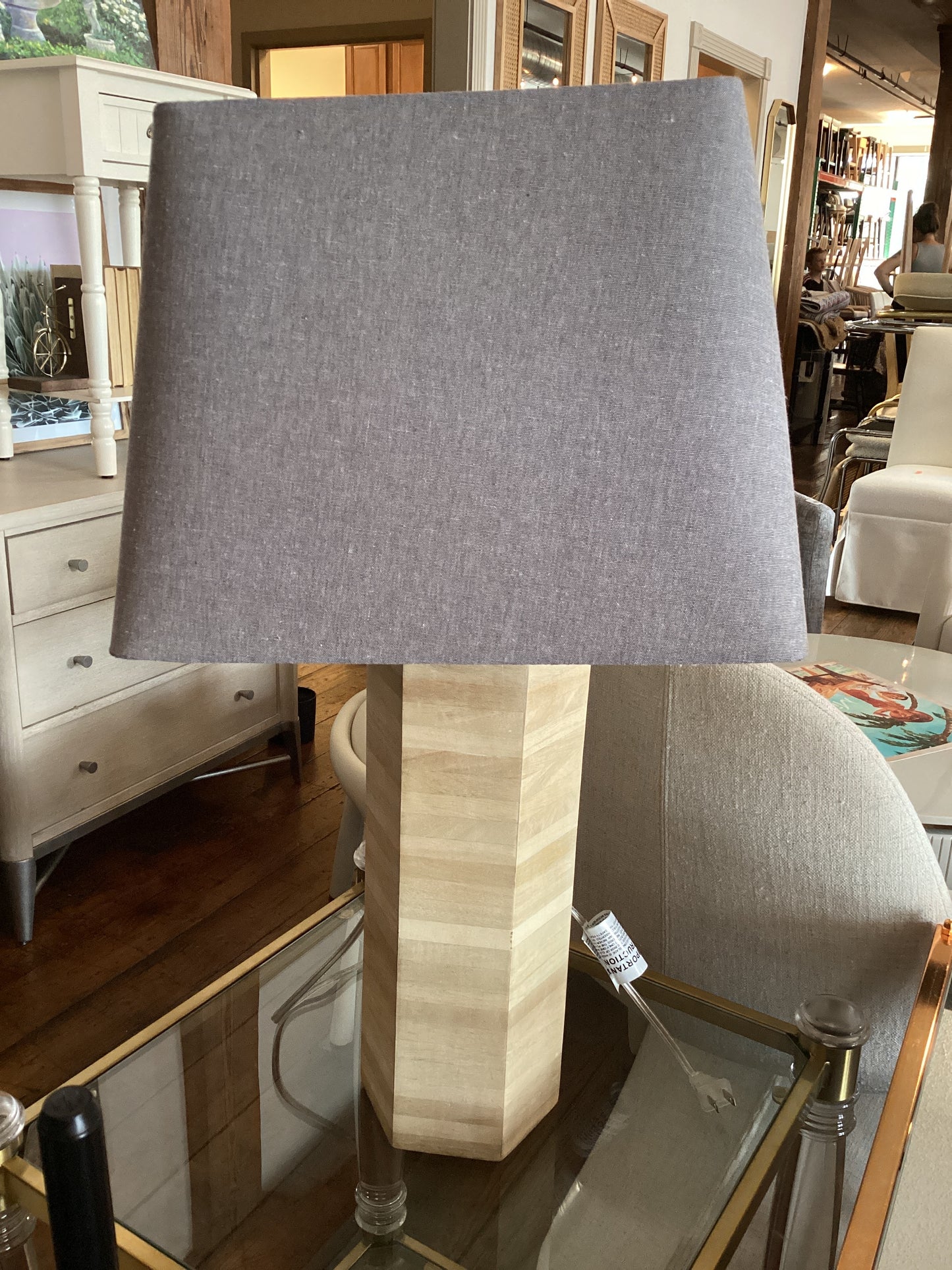 Wooden lamp w/ grey shade 💡