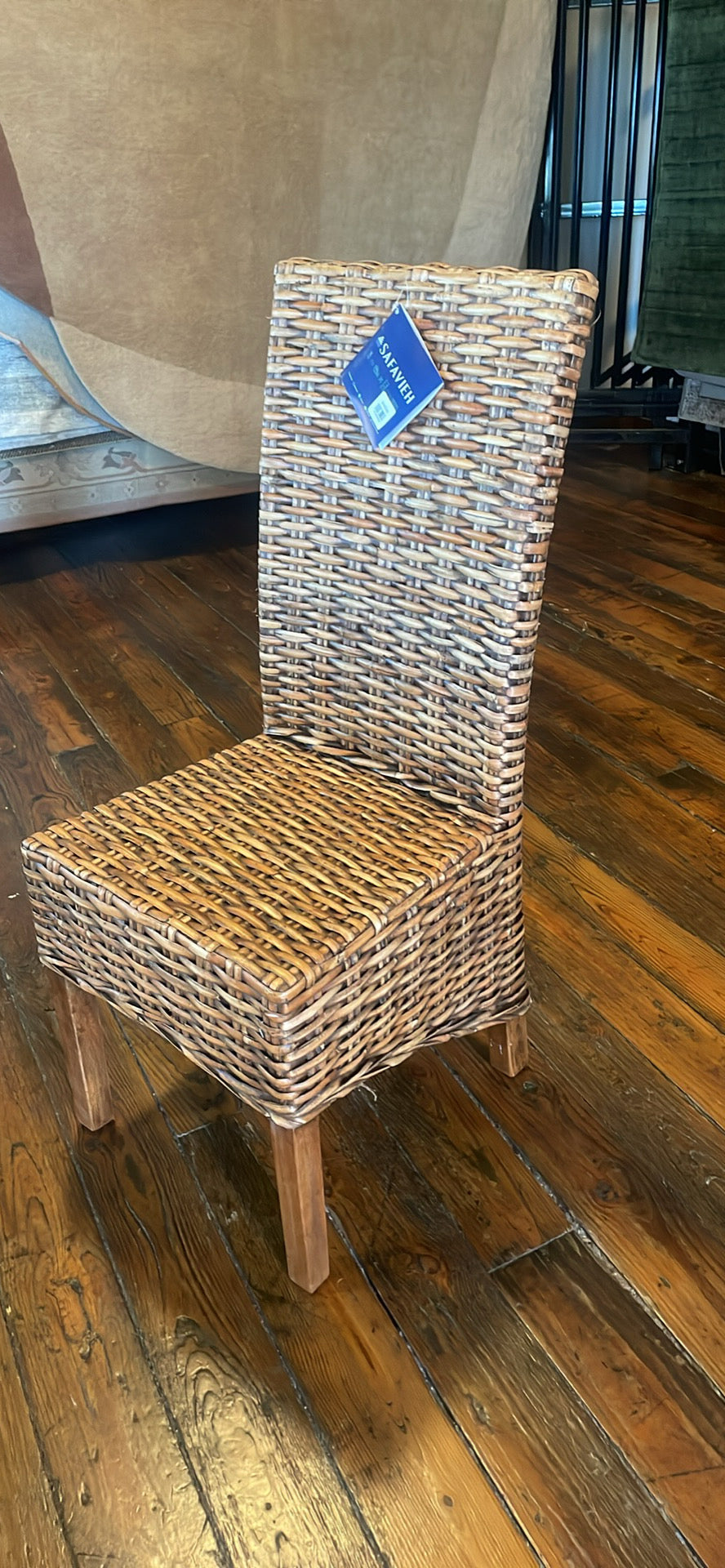 Brown wicker dining chair 🌻