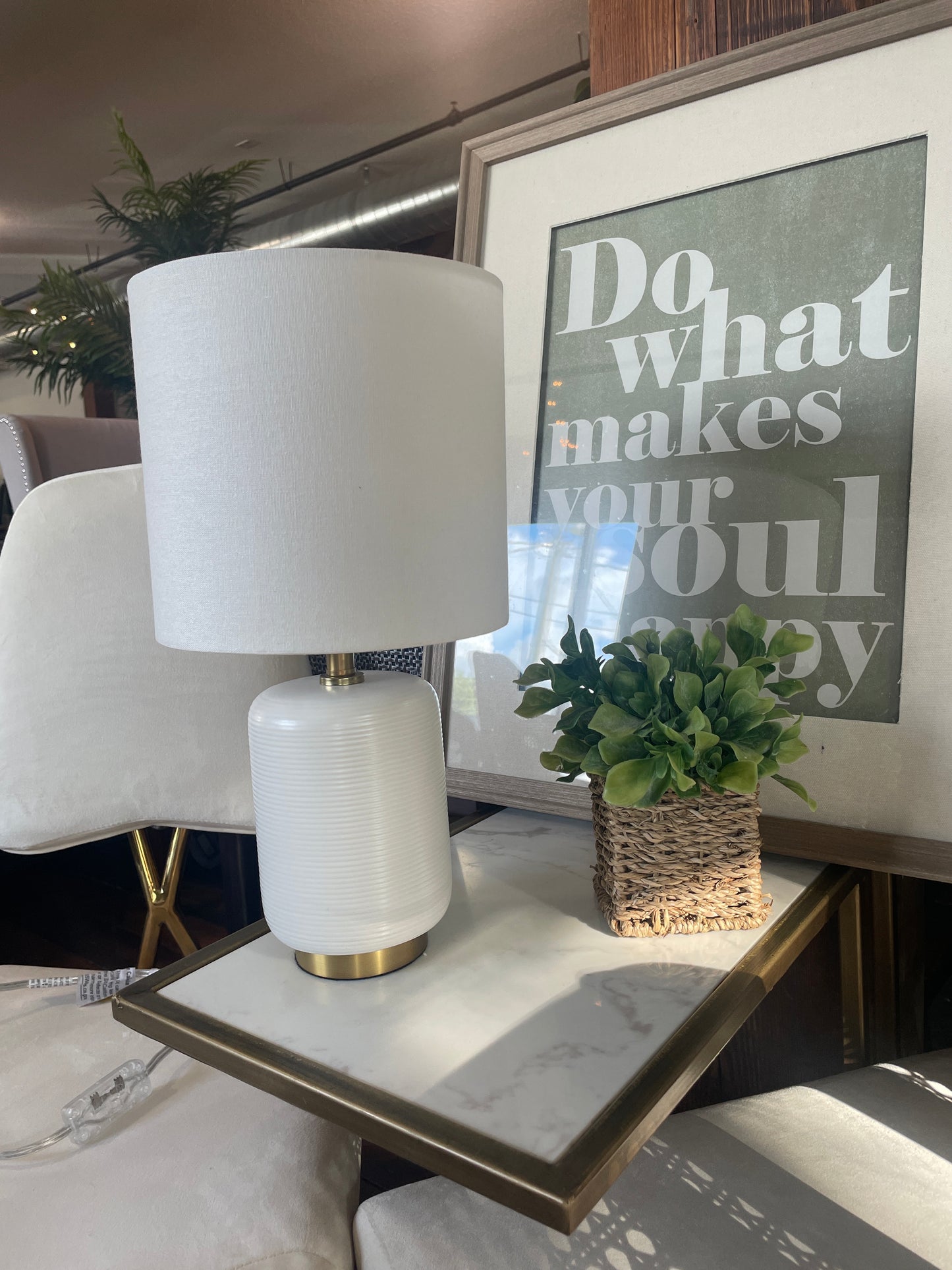 Small white & gold lamp ✨
