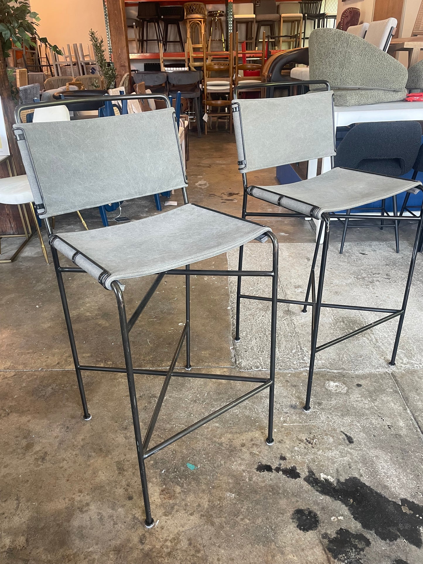 2 Four Hands 30” barheight grey & black steel barstools🍷