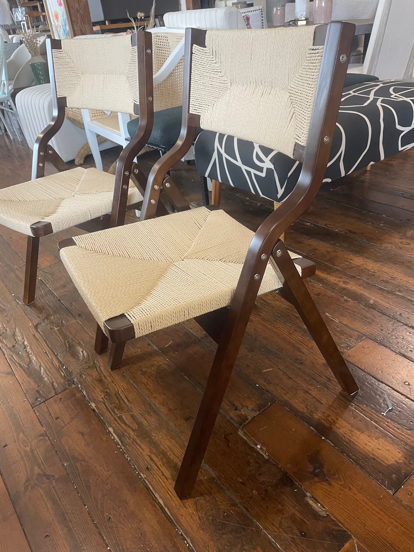 2 walnut wood folding chairs w/ woven back & seat🌻