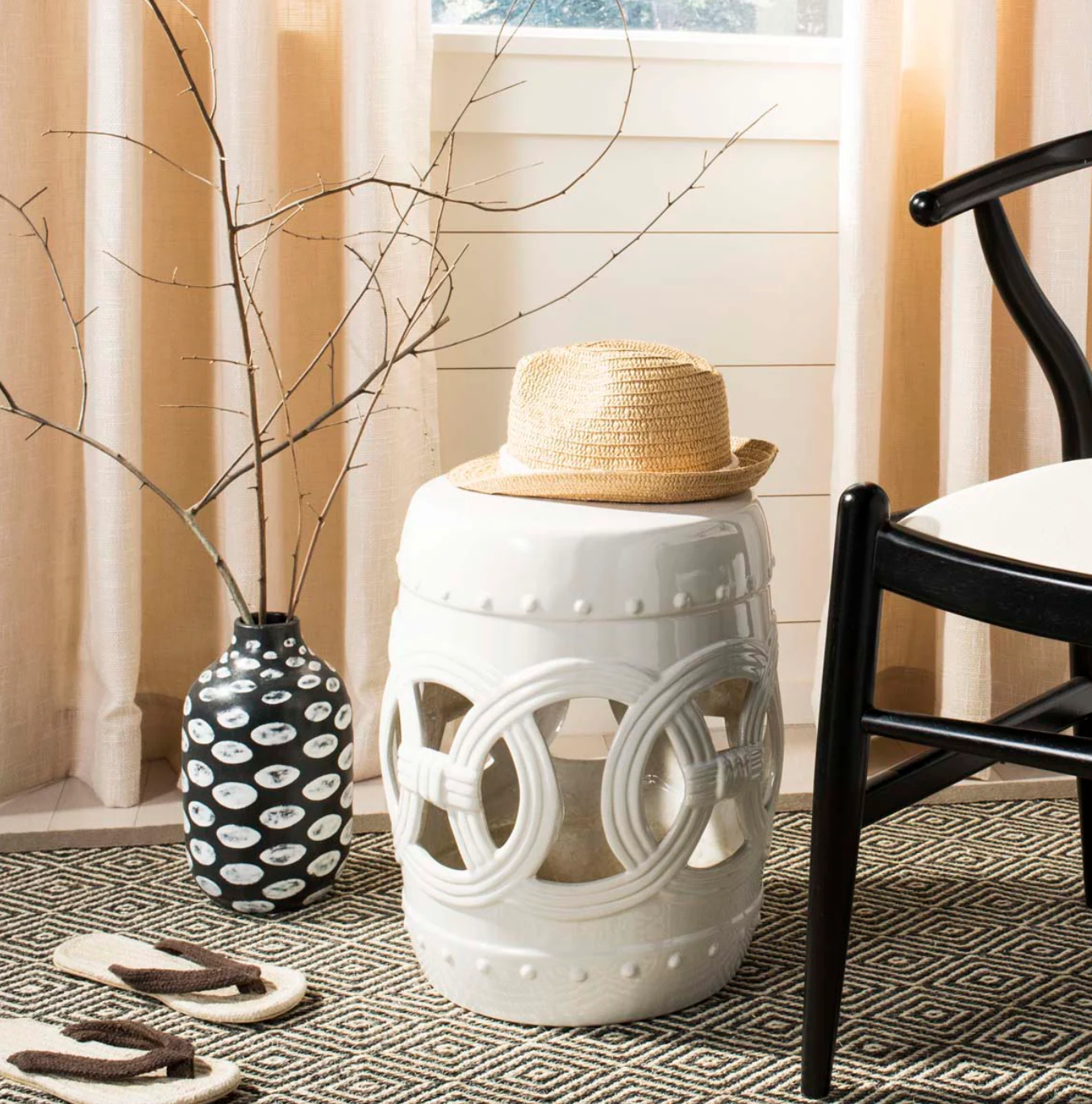 Ceramic white garden stool 🤍