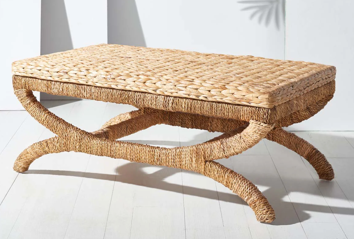 Water hyacinth coffee table ☕