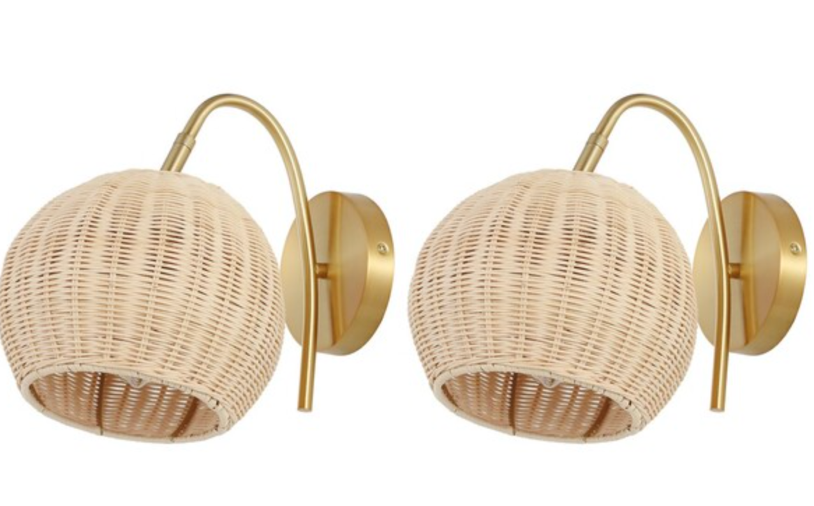 Natural rattan & brass set of 2 wall sconces 🌵
