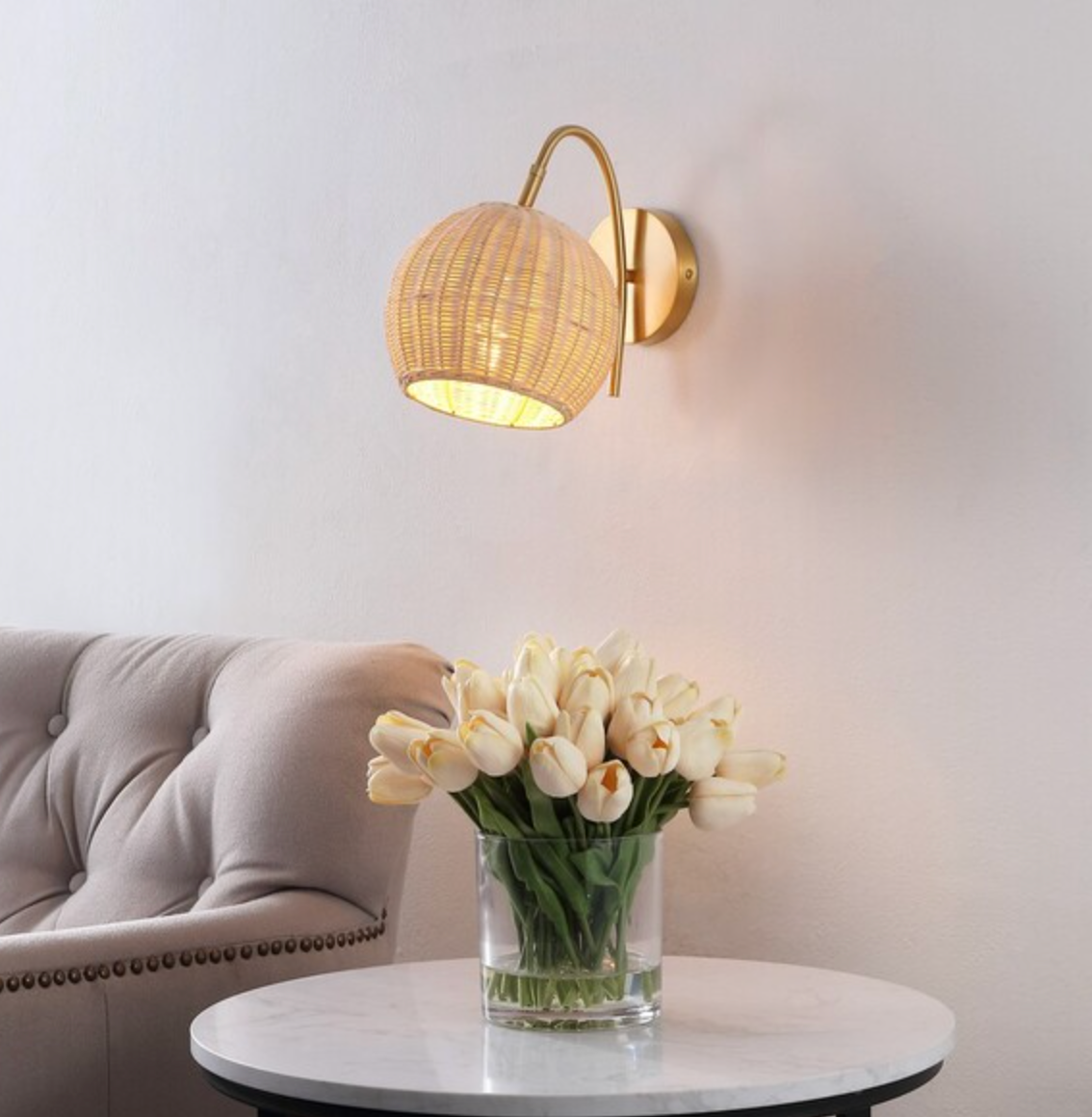 Natural rattan & brass set of 2 wall sconces 🌵