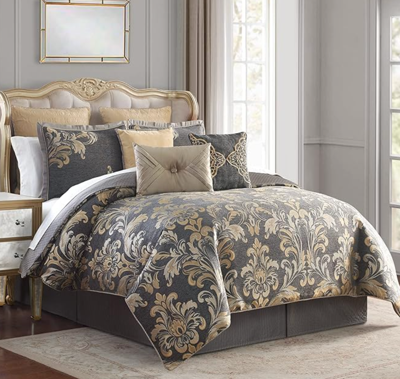 Waterford Everett gray 6 piece King comforter set 🩶
