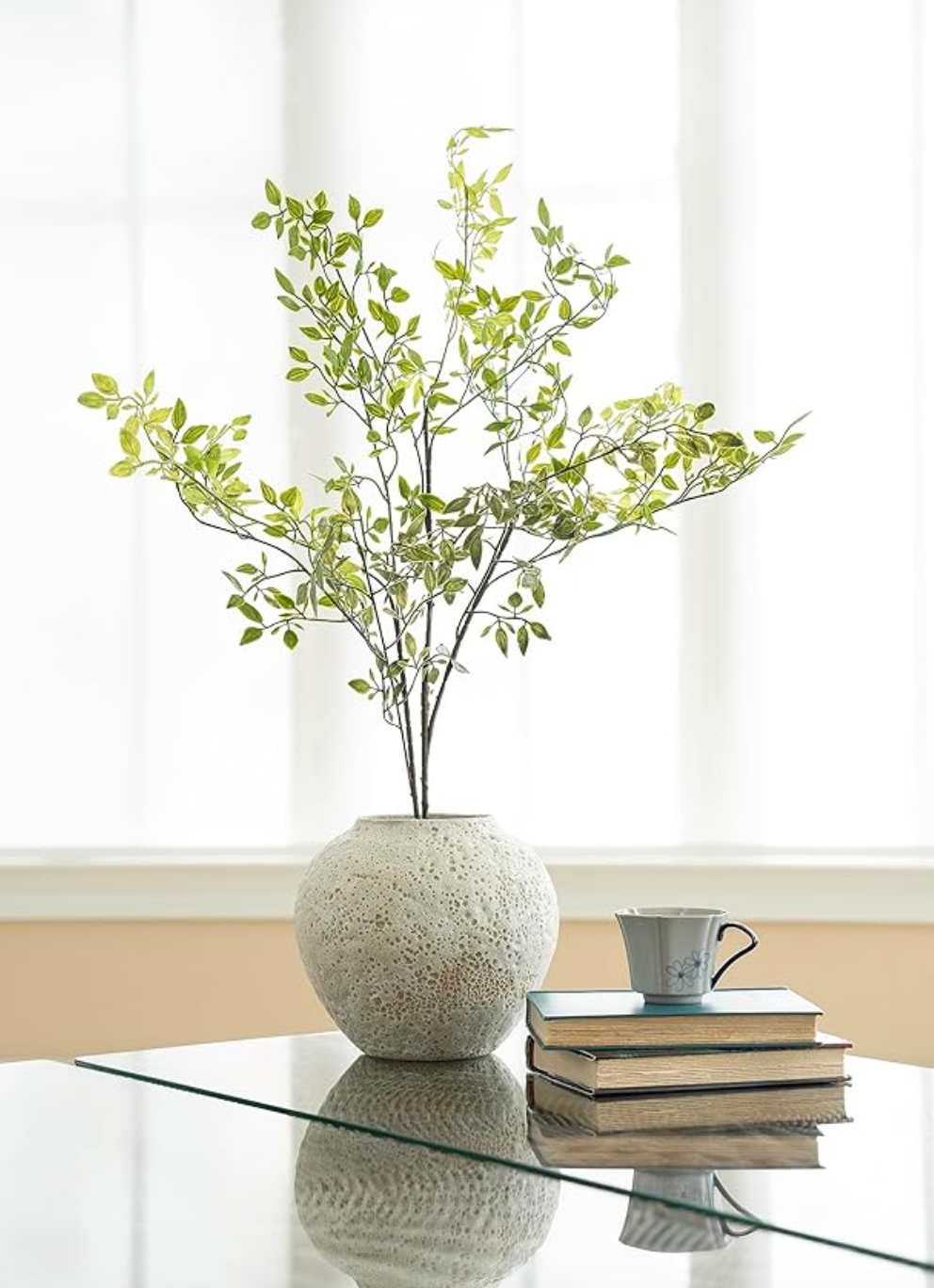 White ceramic textured 8" flower vase 🤍