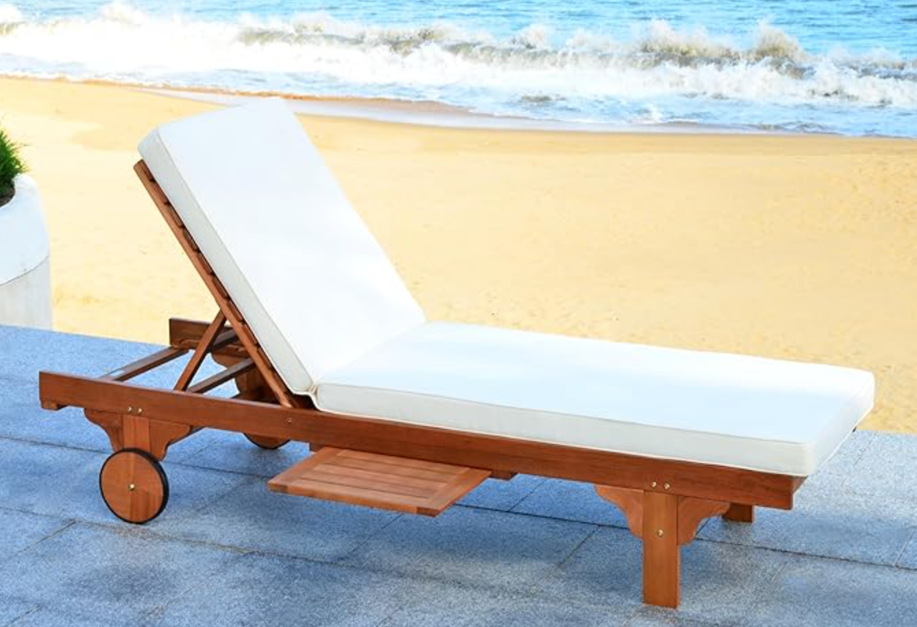 Natural wood adjustable chaise lounge chair w/ beige cushion 🌻