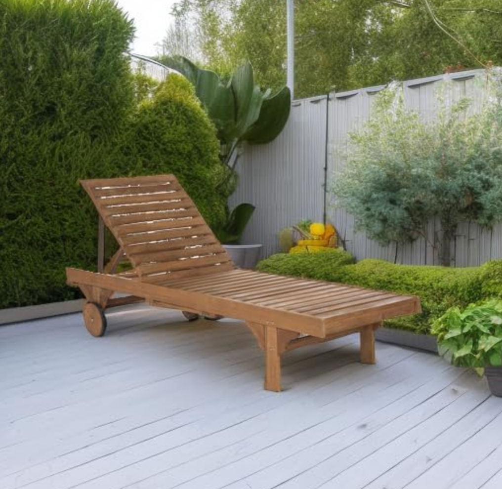 Natural wood adjustable chaise lounge chair w/ beige cushion 🌻