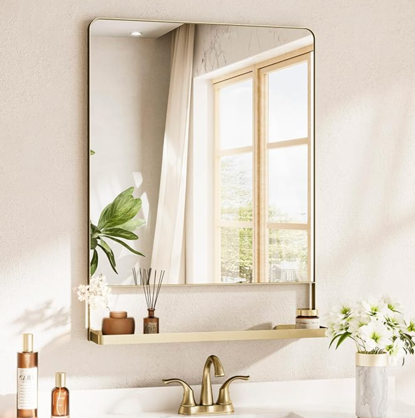 Gold 24x32 metal framed rectangular mirror🪞