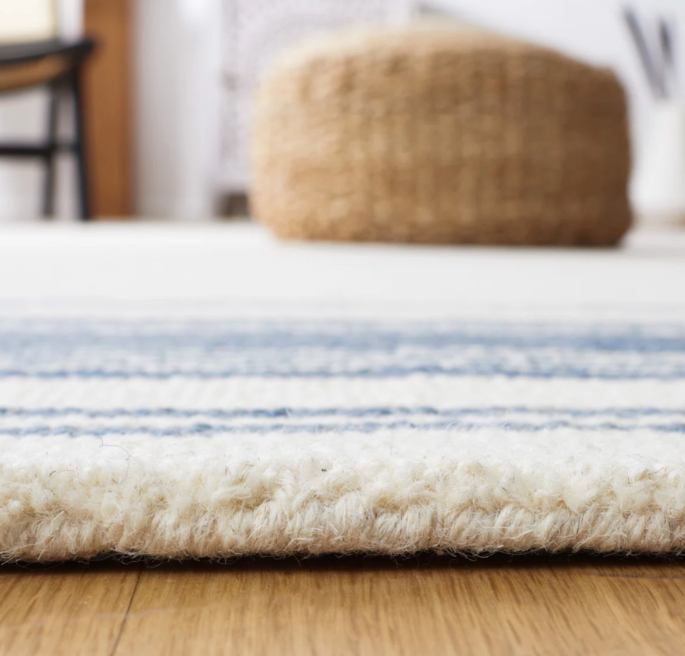 8x10 handtufted wool & cotton cream & blue rug 🍶