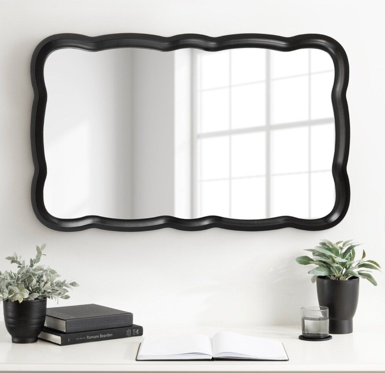 Black scalloped 24x38 wood mirror 🖤