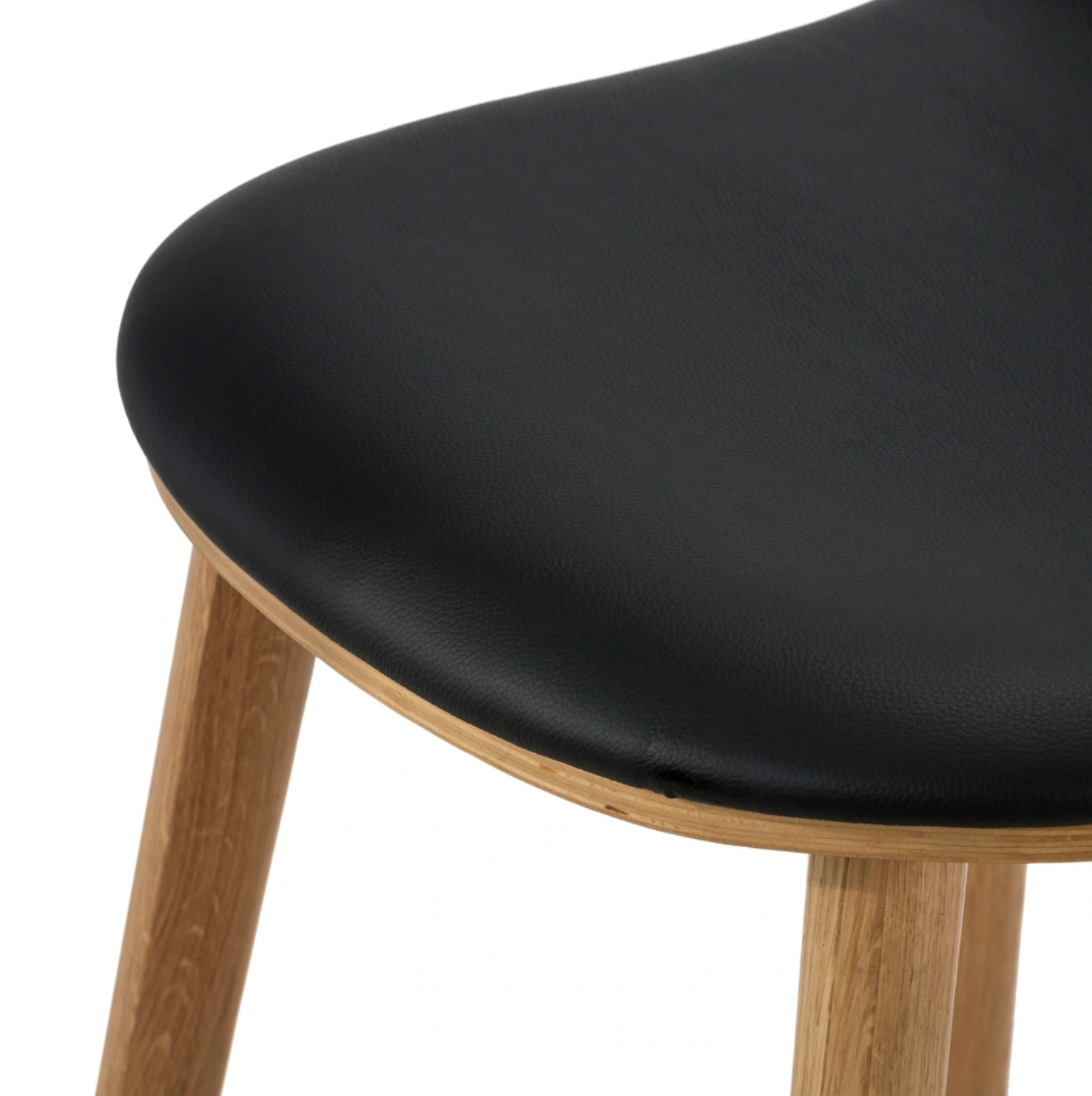 Poly & Bark black leather counterheight barstool w/ solid oak wood frame 🥂
