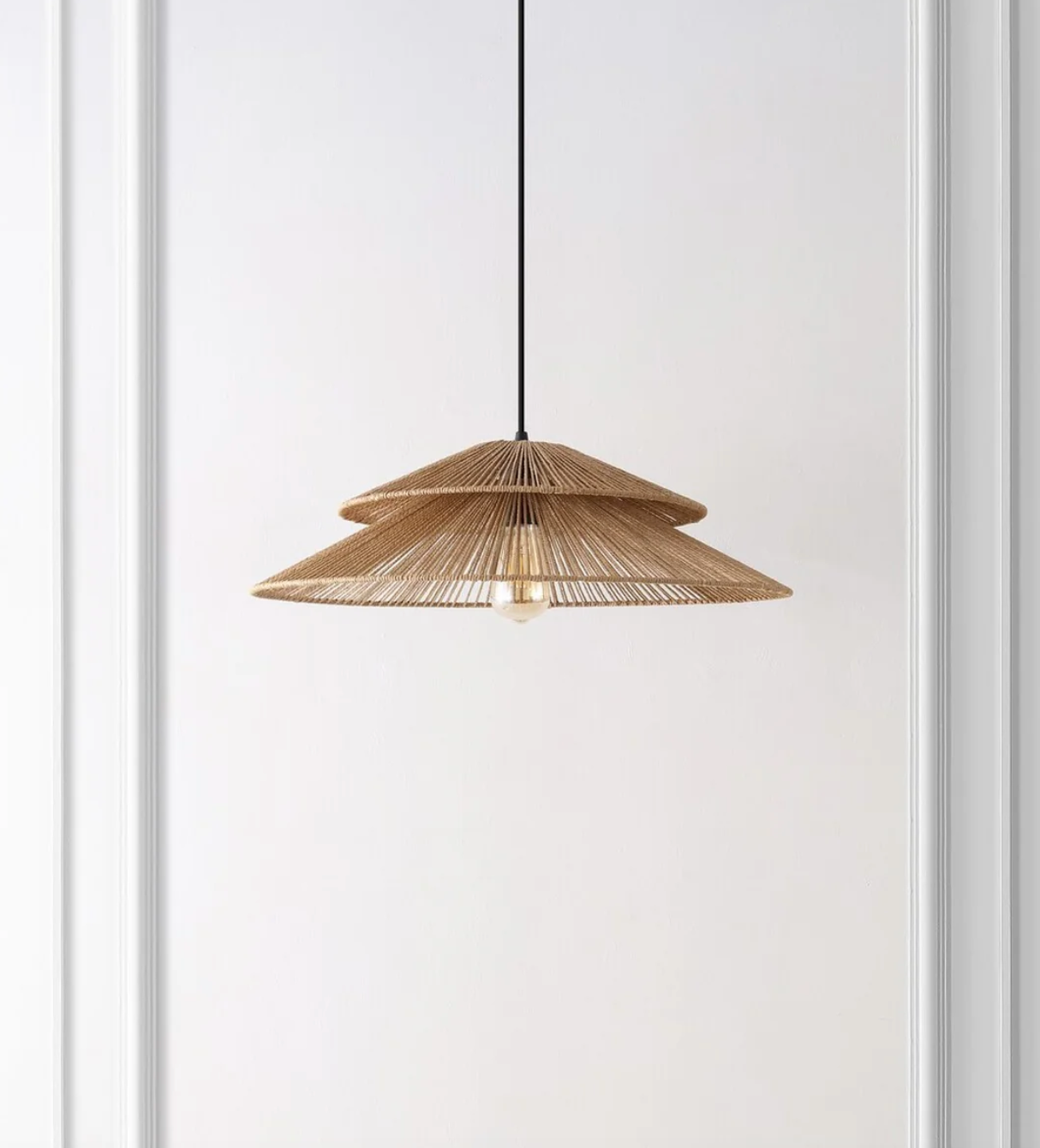 Elegant paper rope 23” pendant light in Natural/Black 🖤