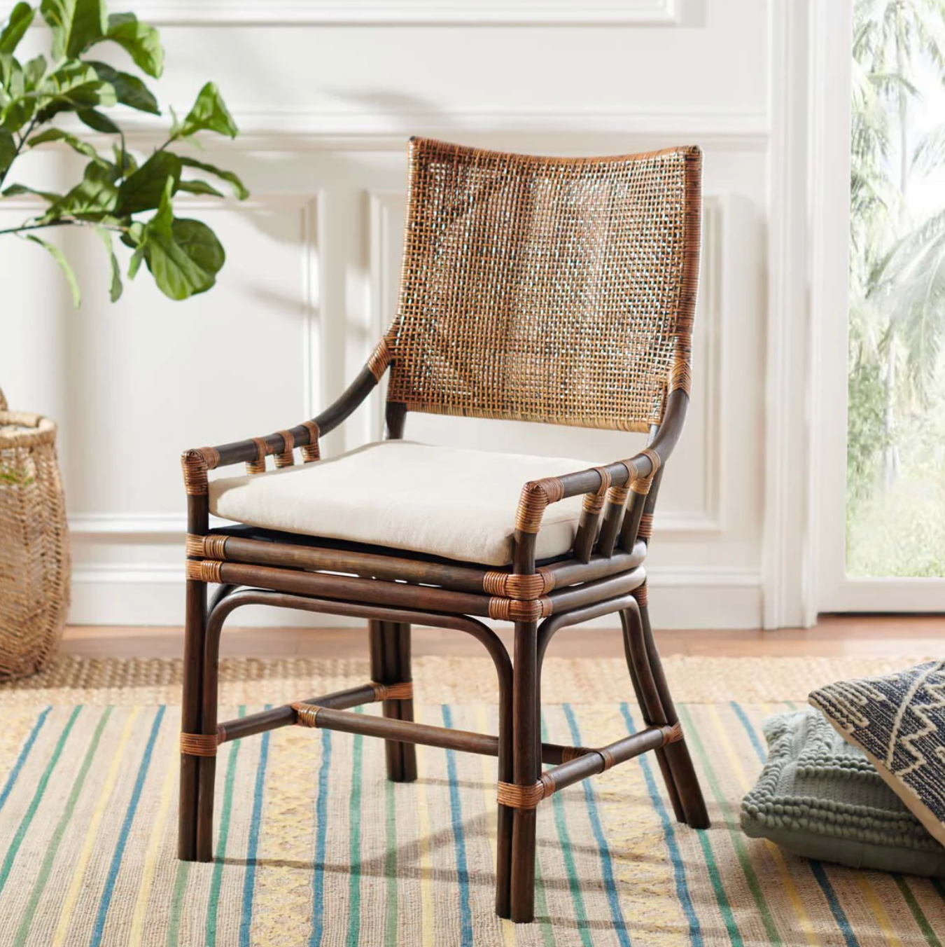 Natural wicker rattan chair w/ white cushion & high back 🌼
